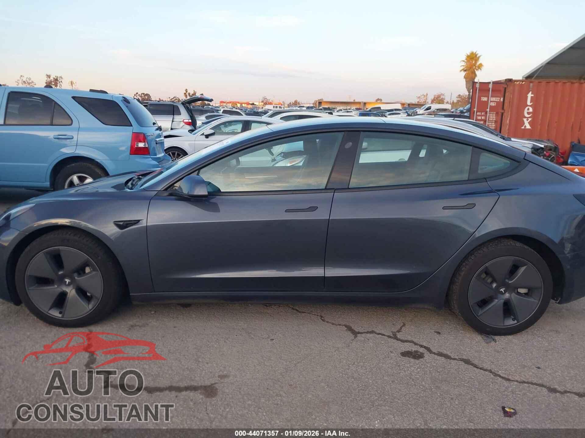TESLA MODEL 3 2022 - 5YJ3E1EB2NF334148