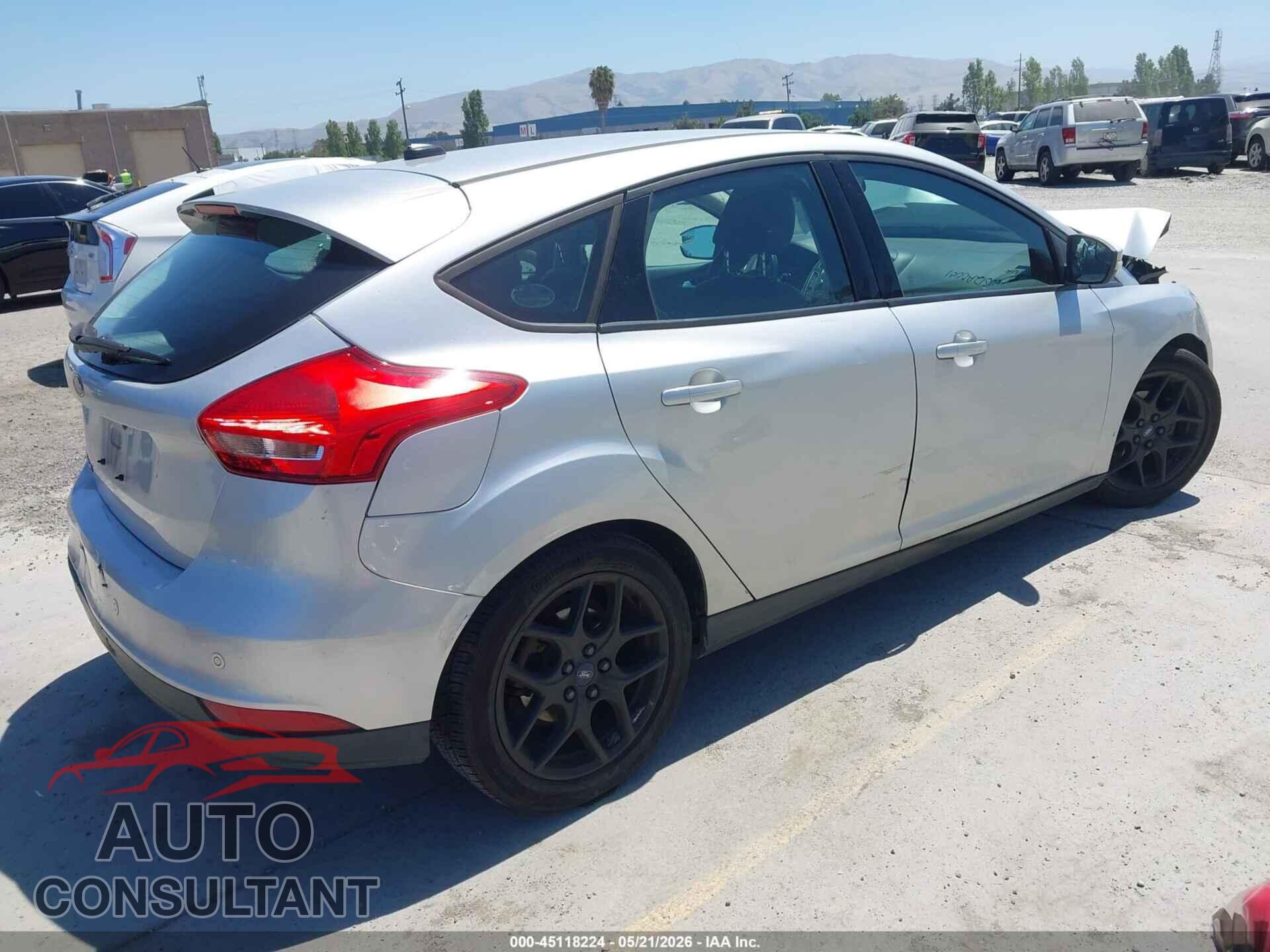 FORD FOCUS 2016 - 1FADP3K29GL304441