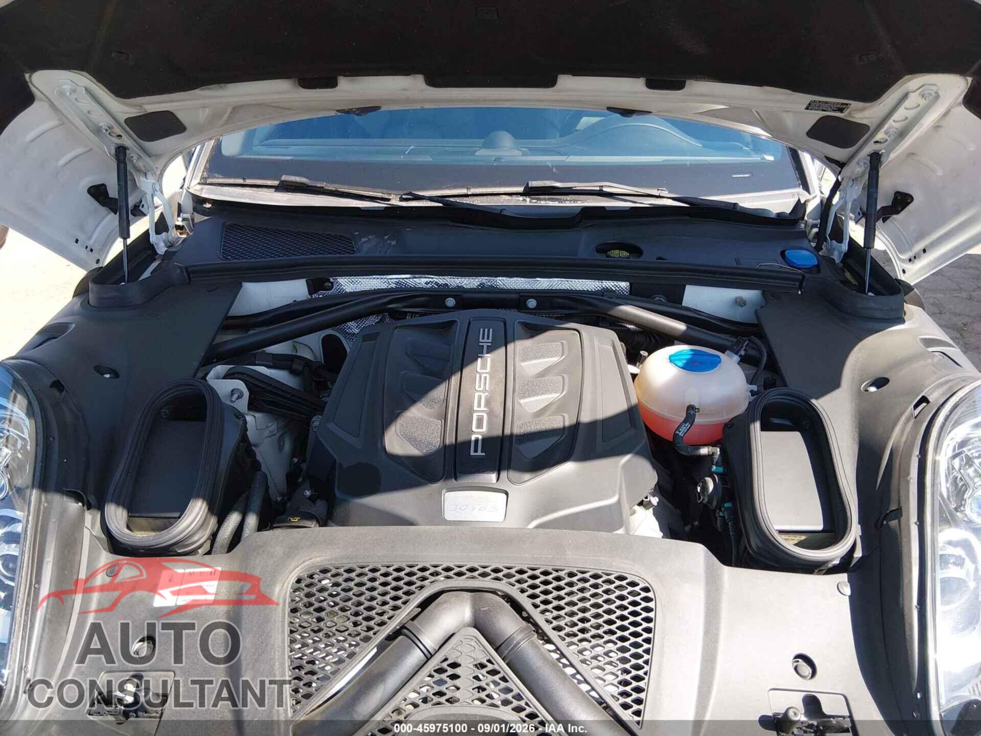 PORSCHE MACAN 2015 - WP1AB2A59FLB60579
