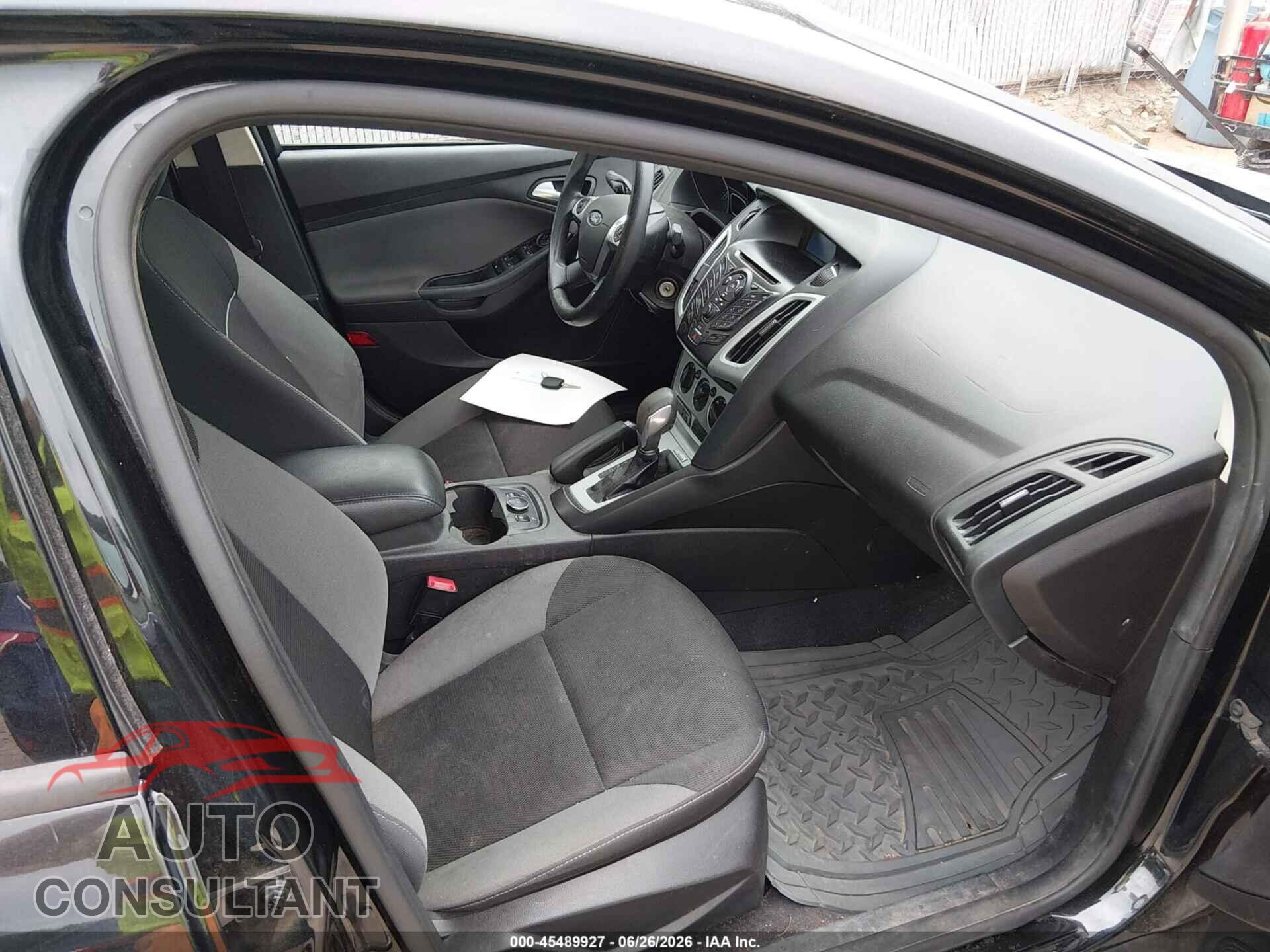 FORD FOCUS 2014 - 1FADP3F28EL461126