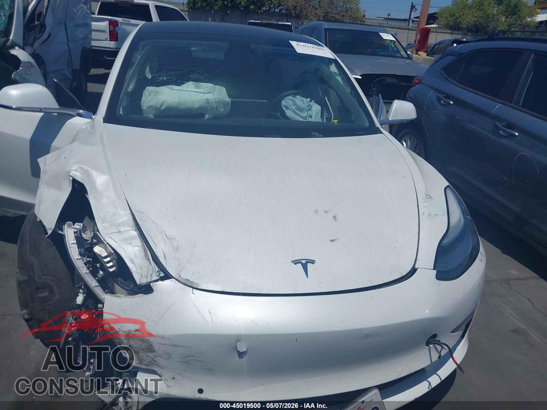 TESLA MODEL 3 2020 - 5YJ3E1EA2LF670077