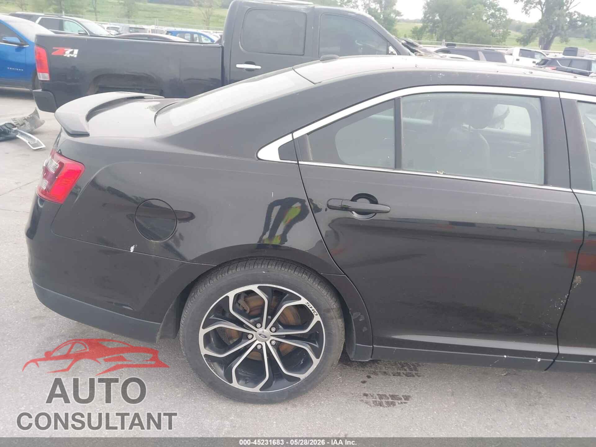 FORD TAURUS 2013 - 1FAHP2KT6DG142826