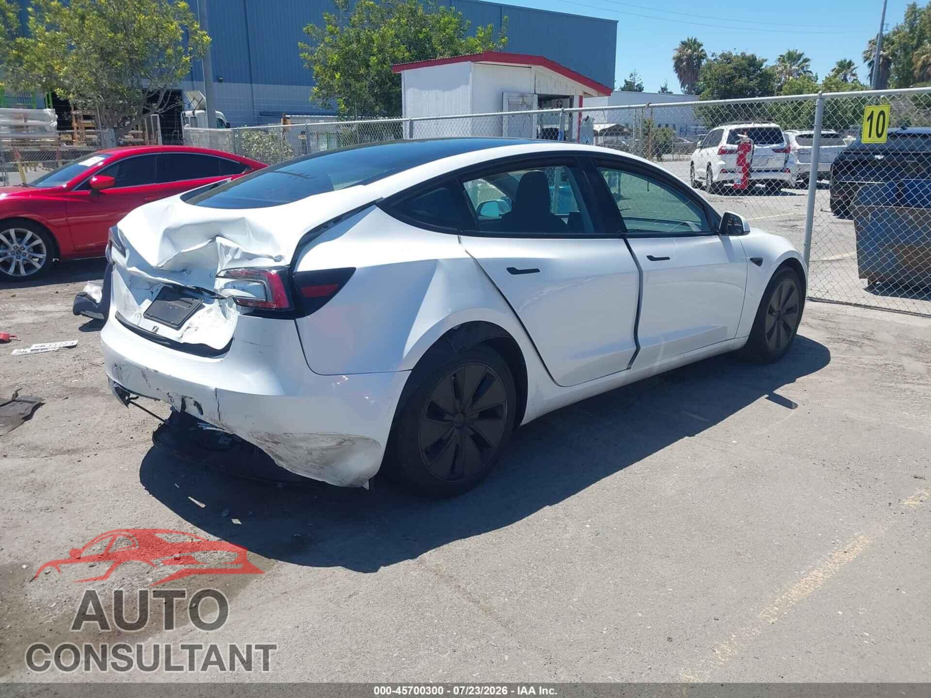 TESLA MODEL 3 2024 - 5YJ3E1EAXRF767679