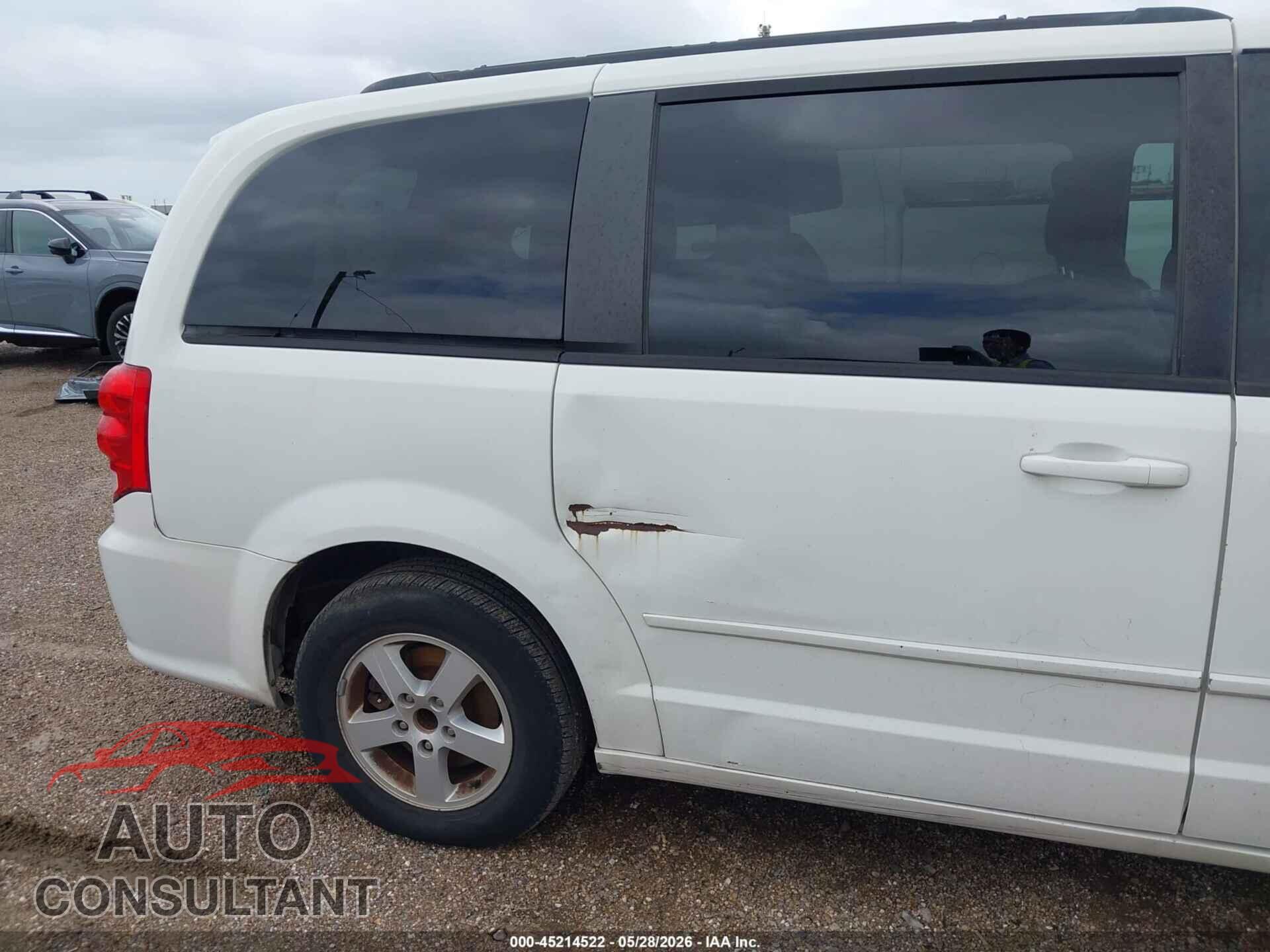 DODGE GRAND CARAVAN 2011 - 2D4RN3DG8BR720417
