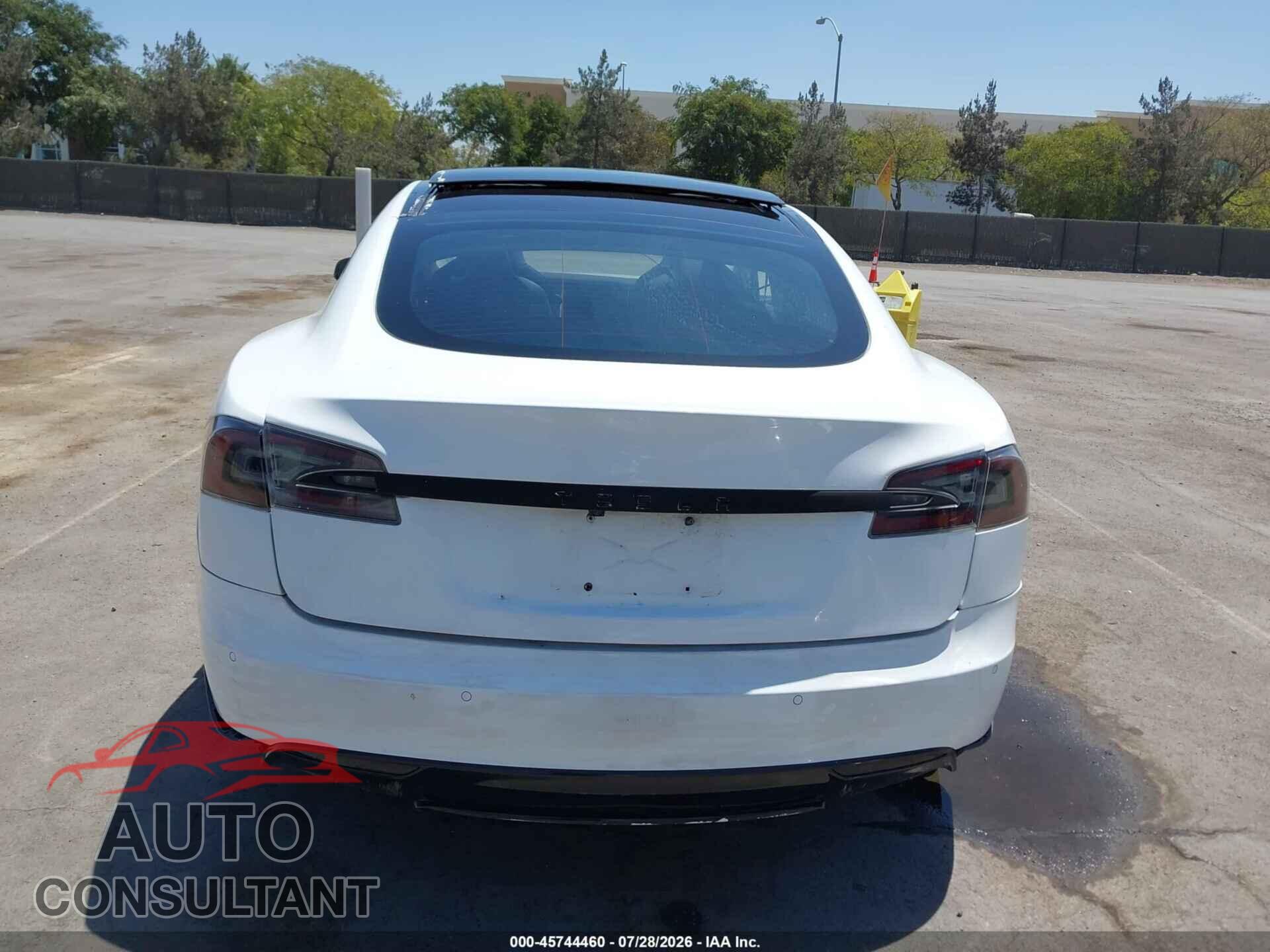 TESLA MODEL S 2014 - 5YJSA1H17EFP52876
