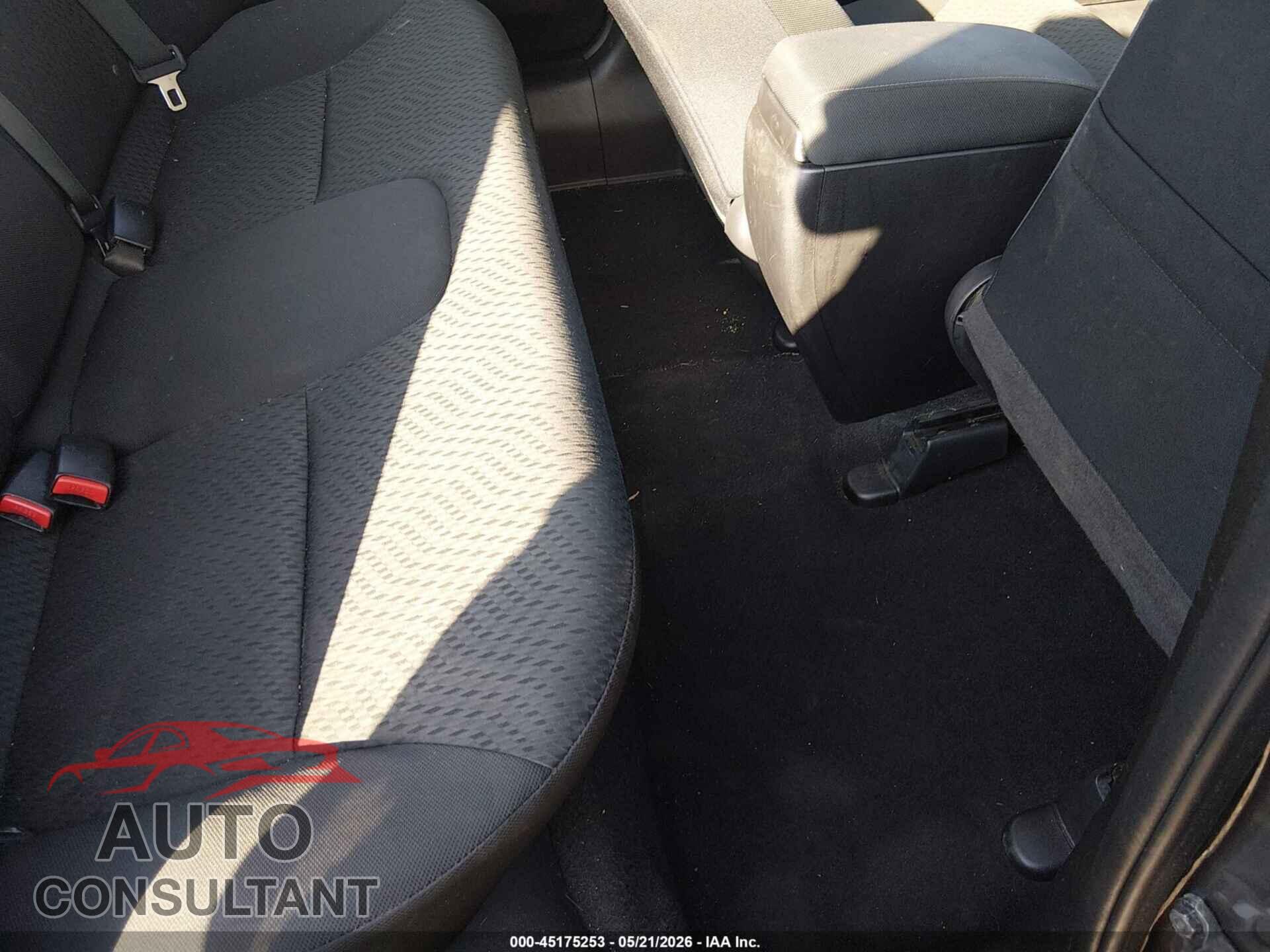 HONDA CIVIC 2015 - 19XFB2F50FE037357