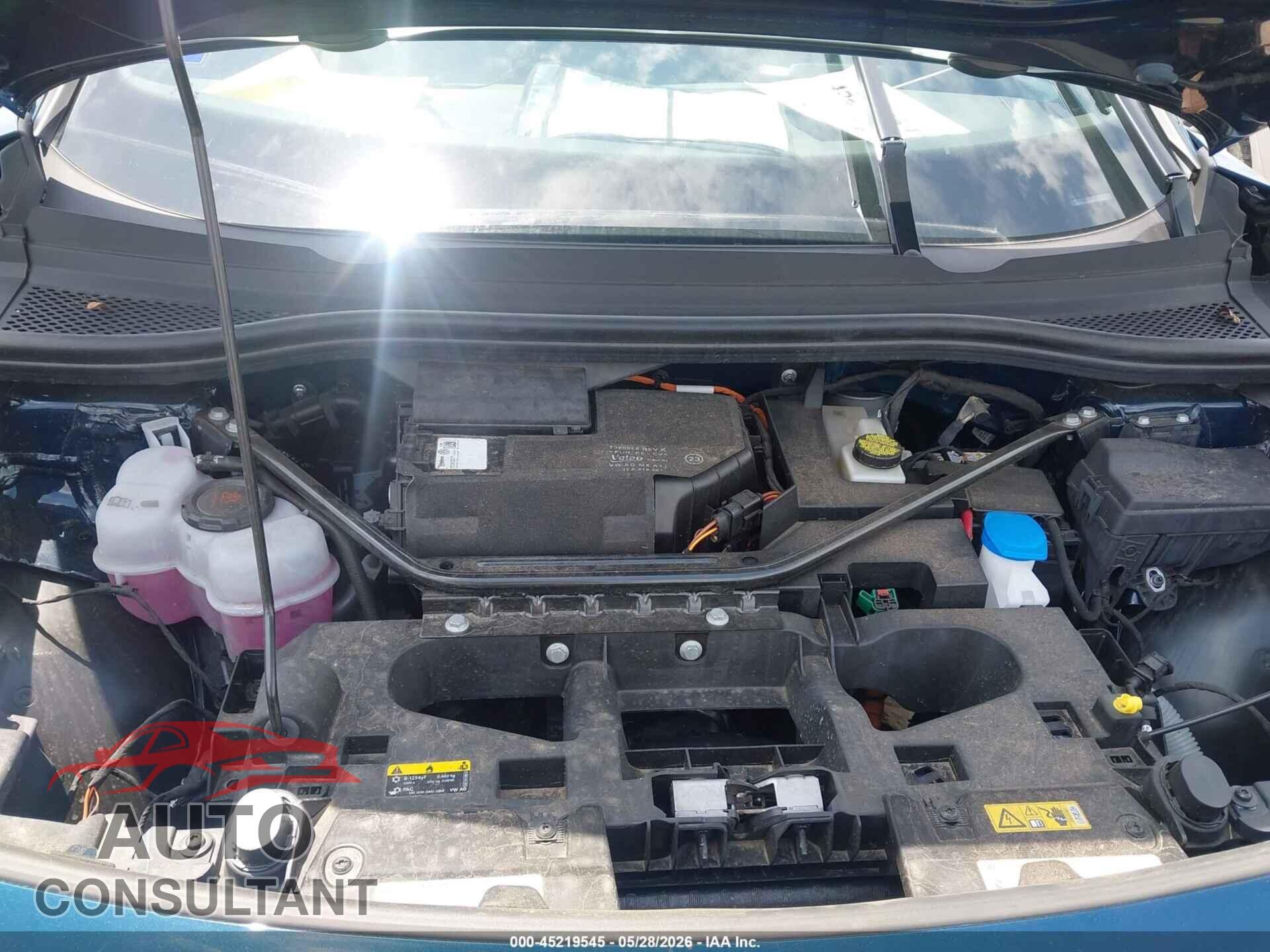 VOLKSWAGEN ID.4 2023 - 1V2BMPE89PC054568