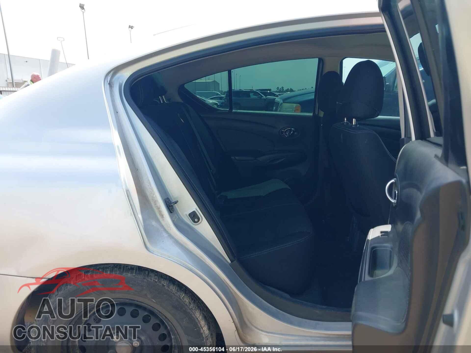 NISSAN VERSA 2014 - 3N1CN7AP4EL868356