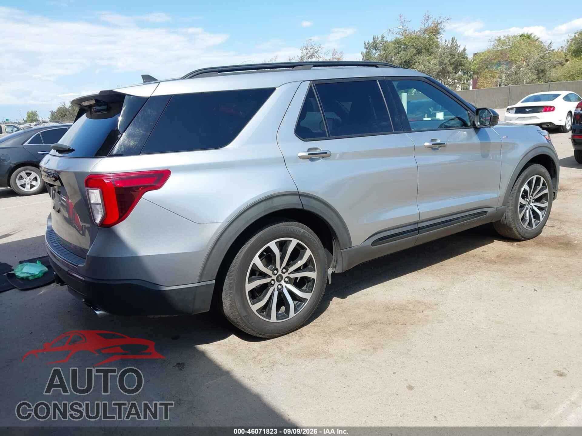 FORD EXPLORER 2023 - 1FMSK7KH9PGB67131