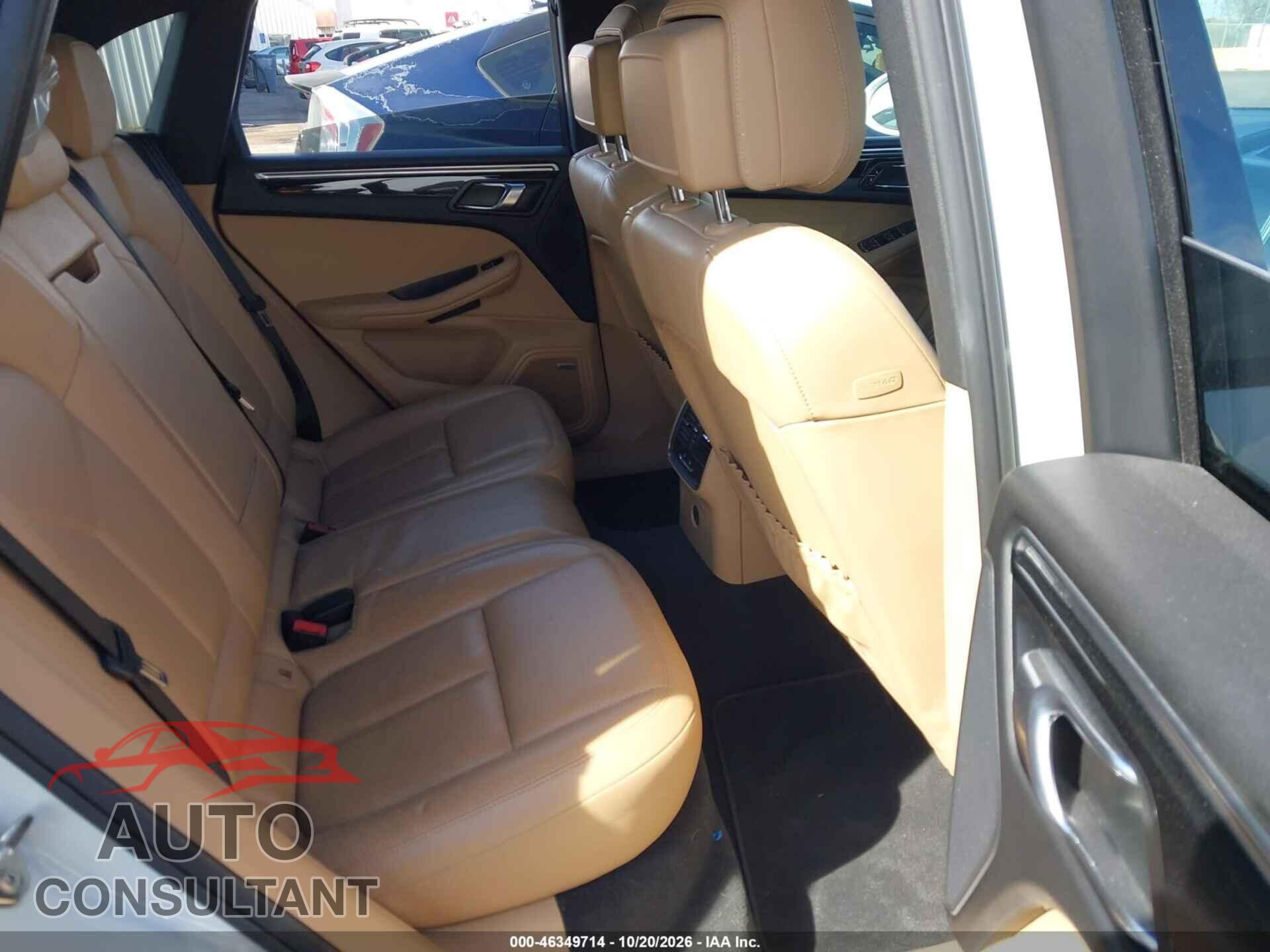 PORSCHE MACAN 2018 - WP1AA2A57JLB05267