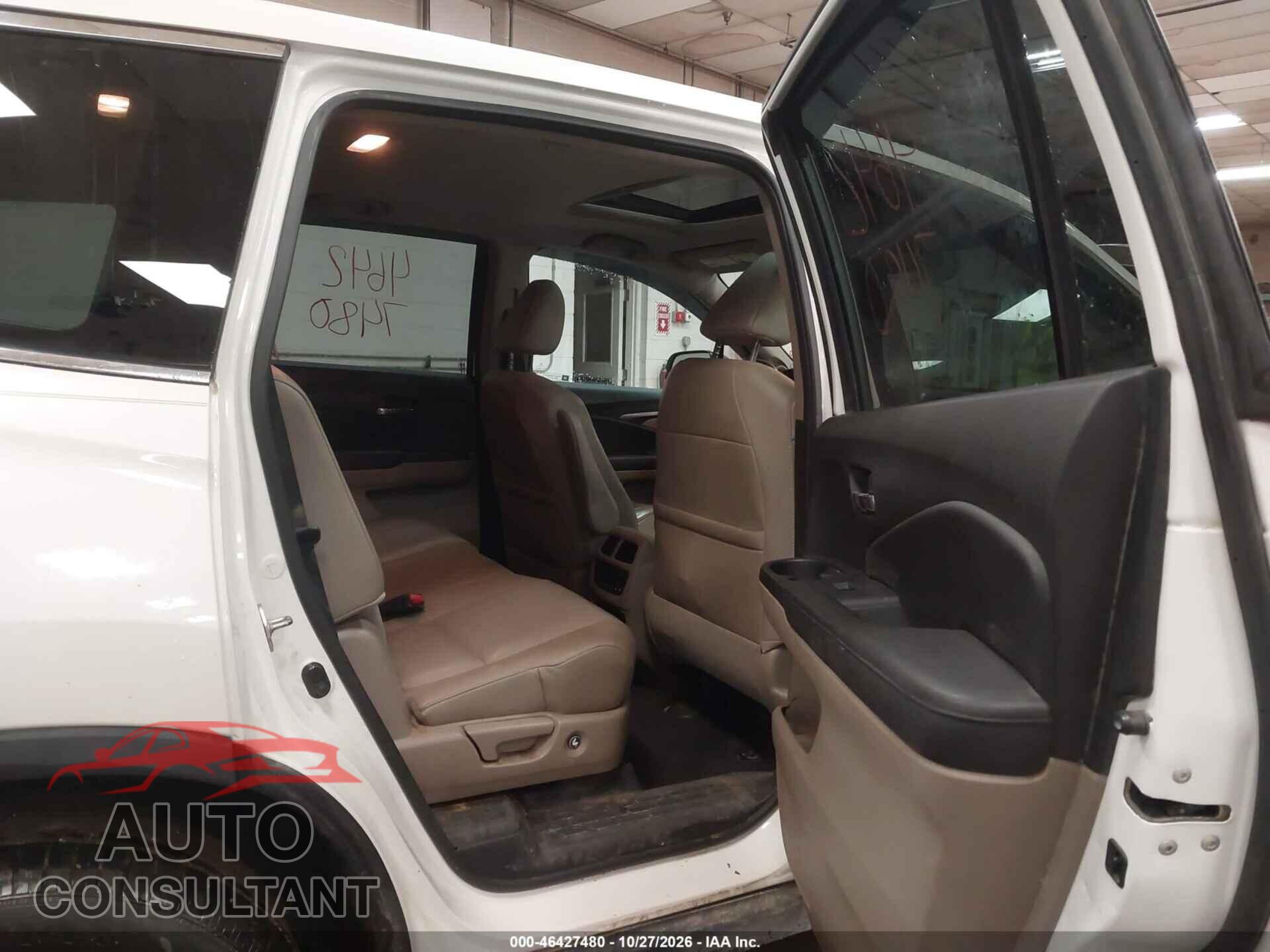 HONDA PILOT 2017 - 5FNYF6H5XHB054813