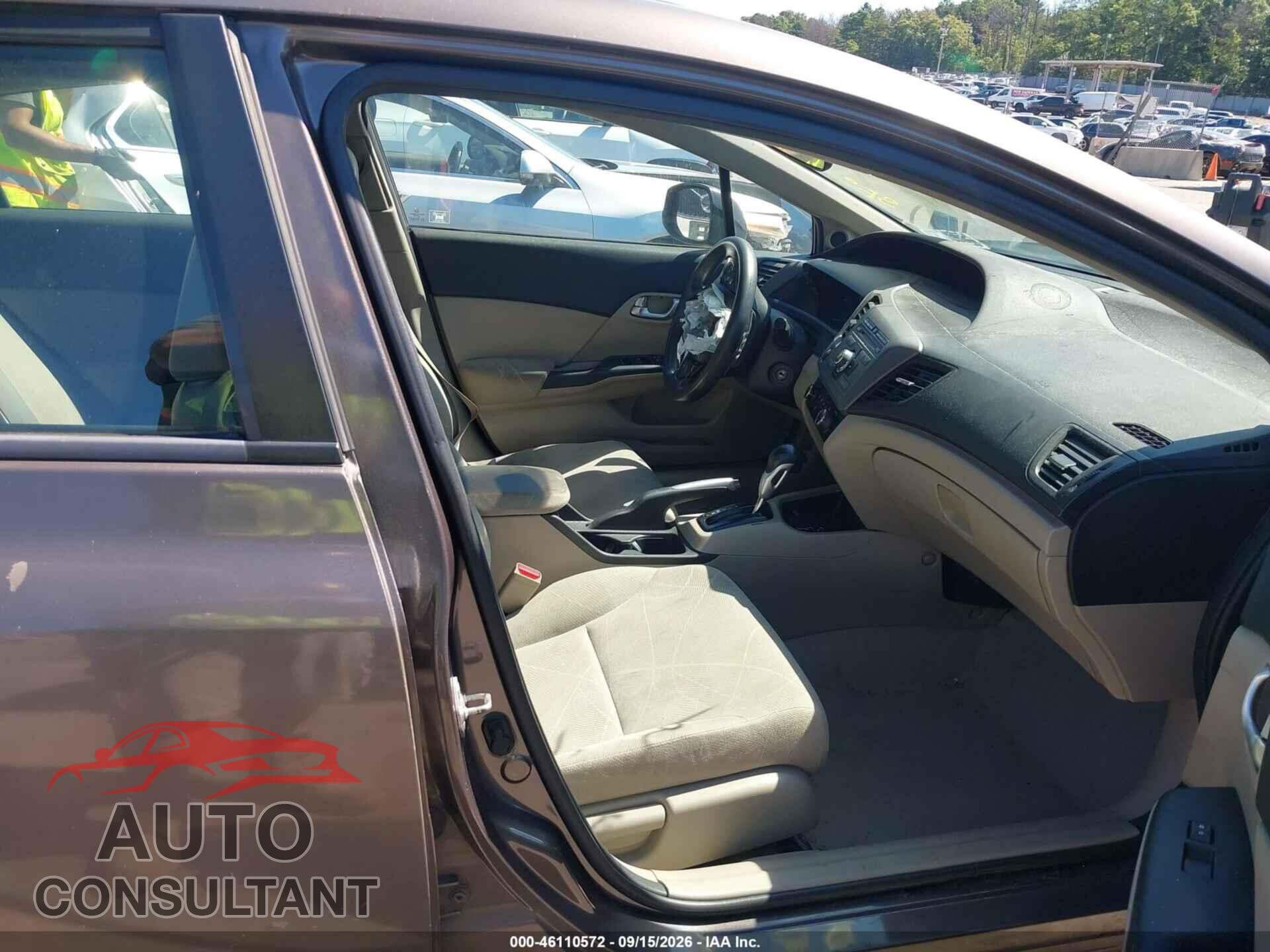 HONDA CIVIC 2012 - 2HGFB2F80CH521069