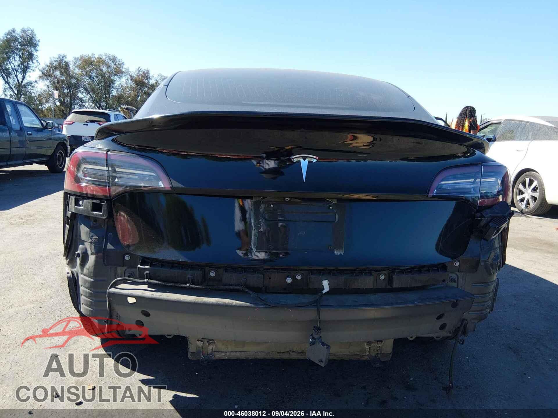 TESLA MODEL 3 2018 - 5YJ3E1EA0JF102911