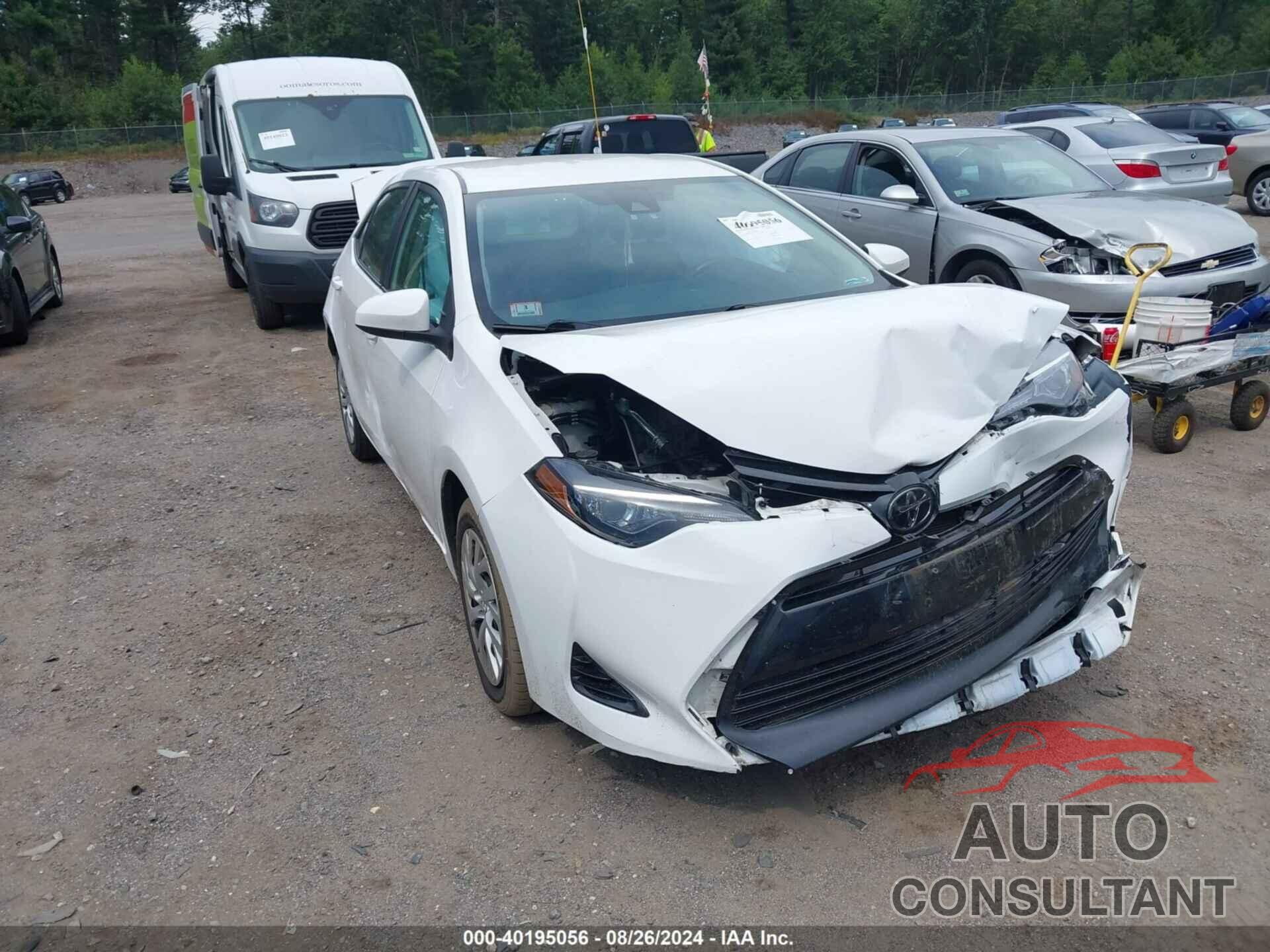 TOYOTA COROLLA 2018 - 5YFBURHEXJP850338