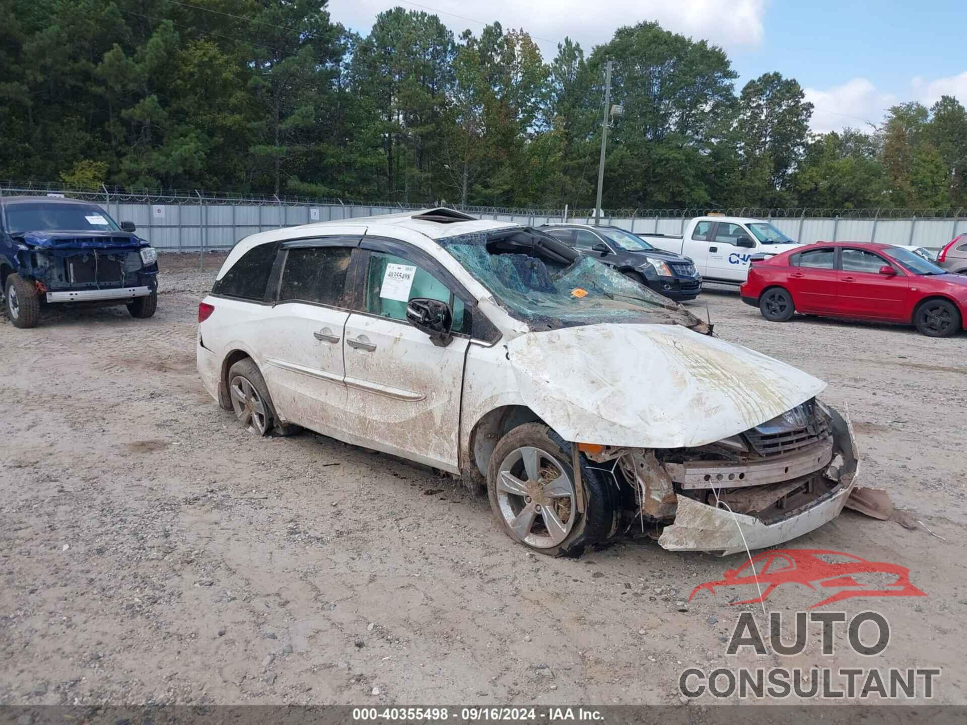 HONDA ODYSSEY 2018 - 5FNRL6H77JB019375