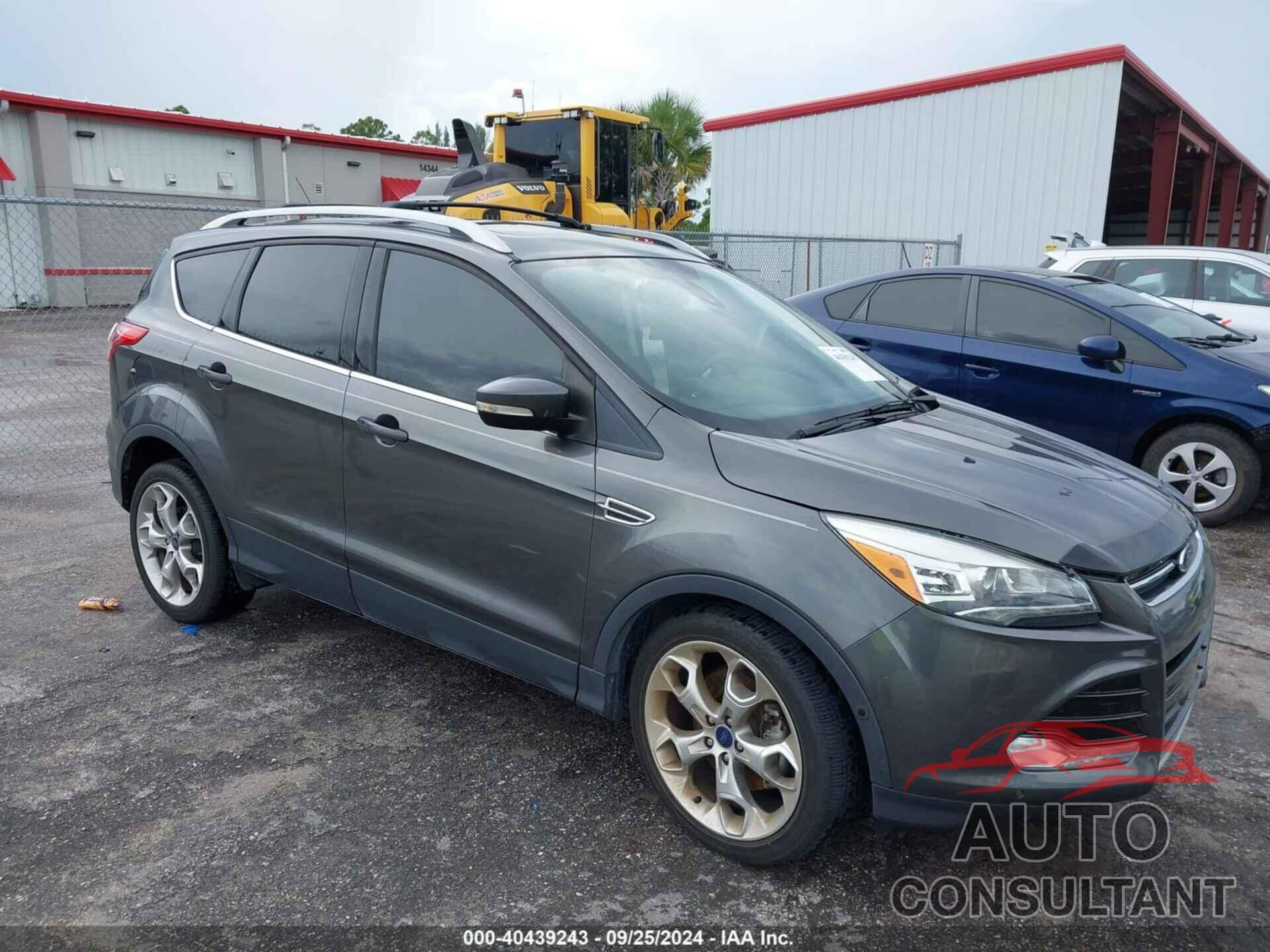 FORD ESCAPE 2016 - 1FMCU0J98GUA26584