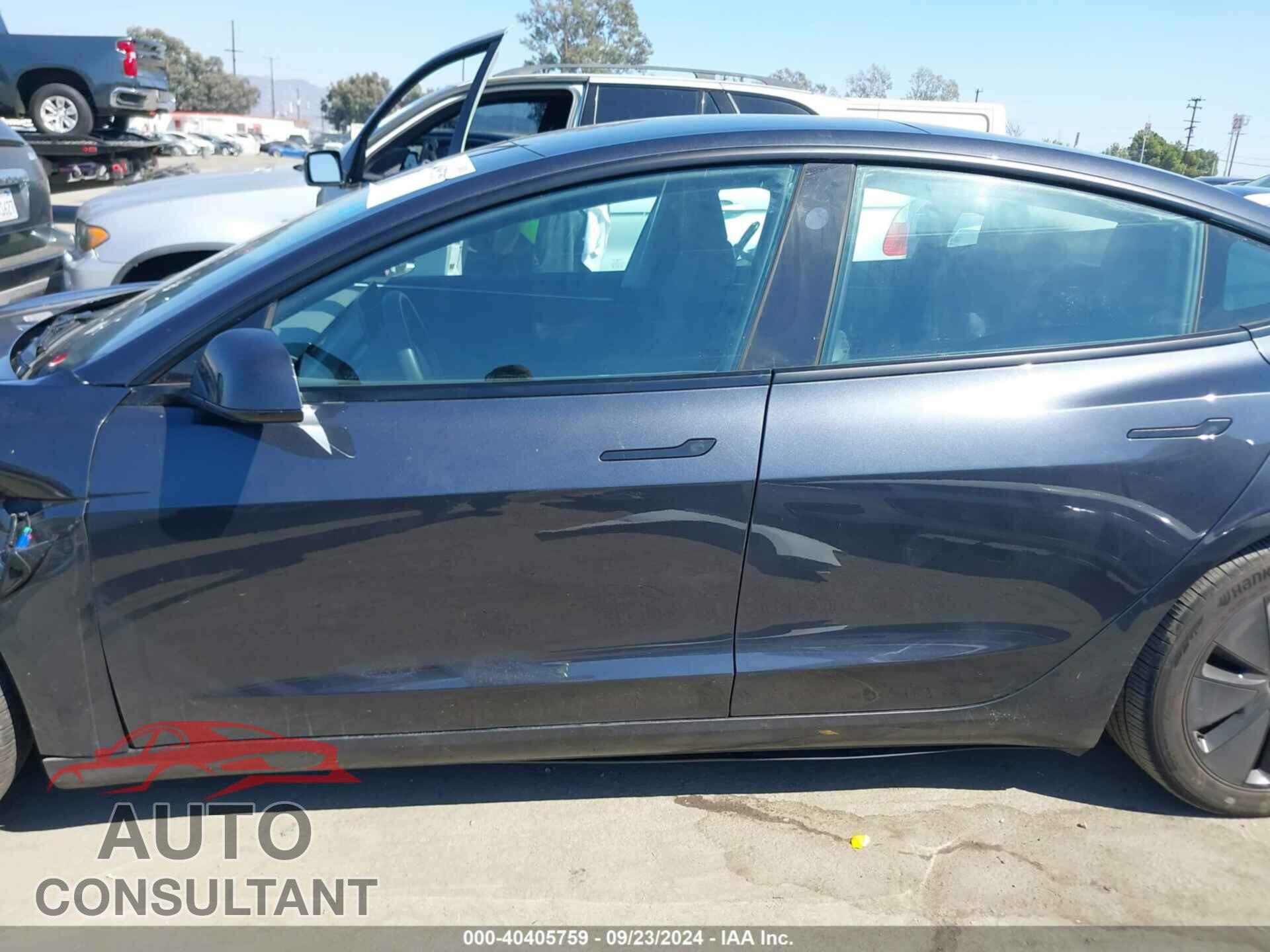 TESLA MODEL 3 2024 - 5YJ3E1EB2RF741859