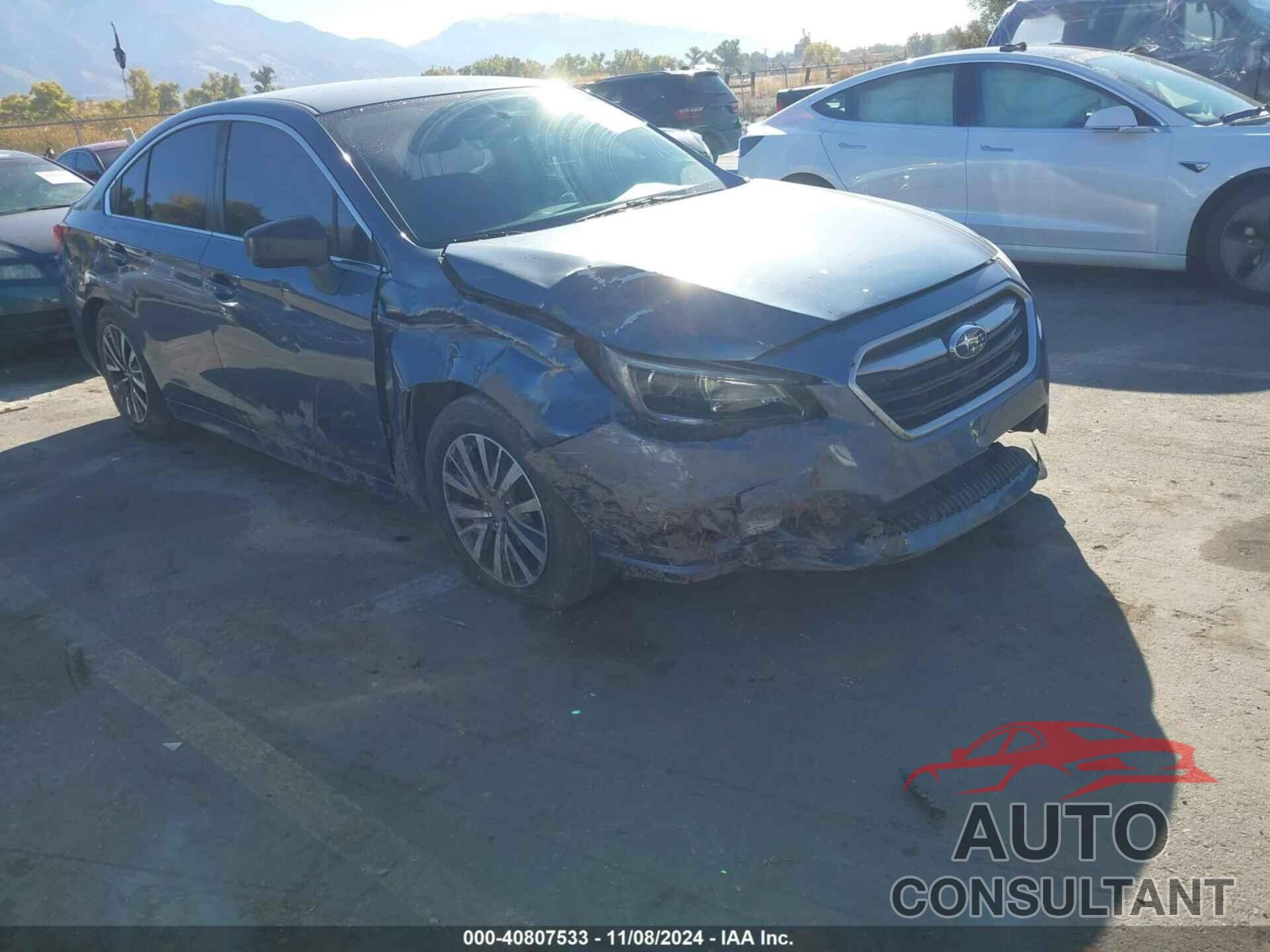 SUBARU LEGACY 2018 - 4S3BNAB63J3023998