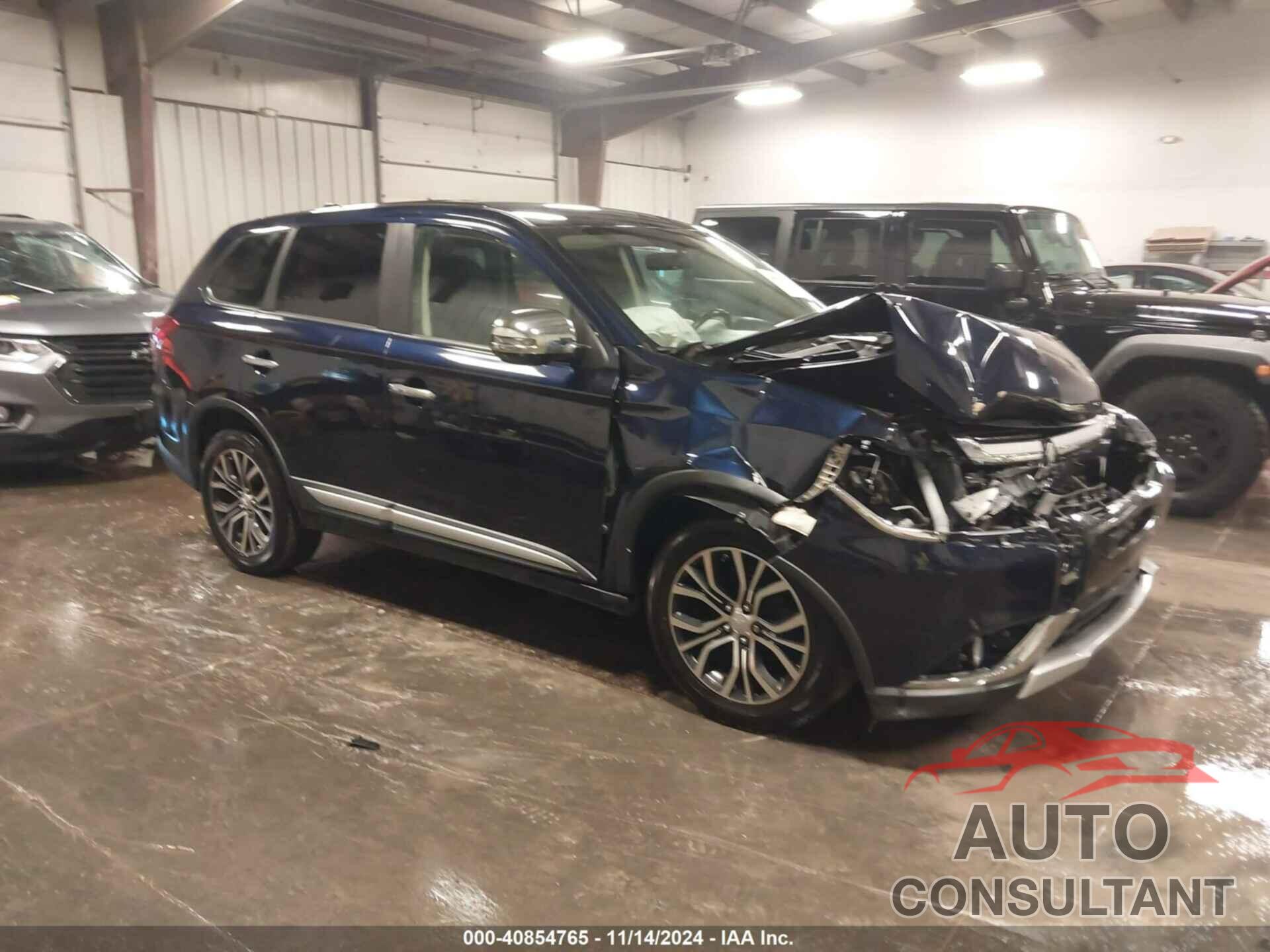 MITSUBISHI OUTLANDER 2017 - JA4AD3A39HZ042123