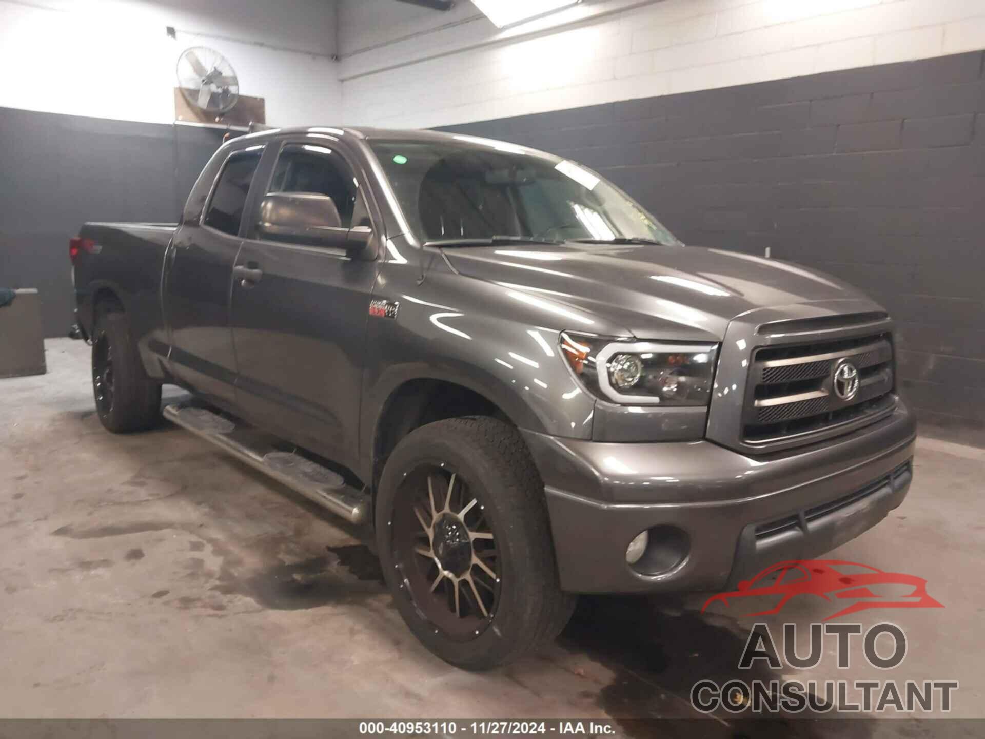 TOYOTA TUNDRA 2013 - 5TFUY5F17DX303782