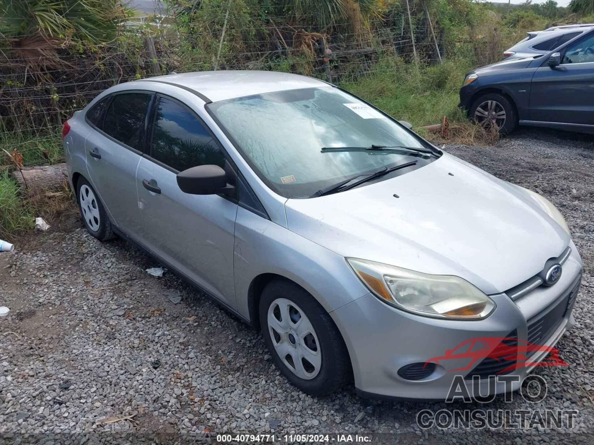 FORD FOCUS 2014 - 1FADP3E24EL115303