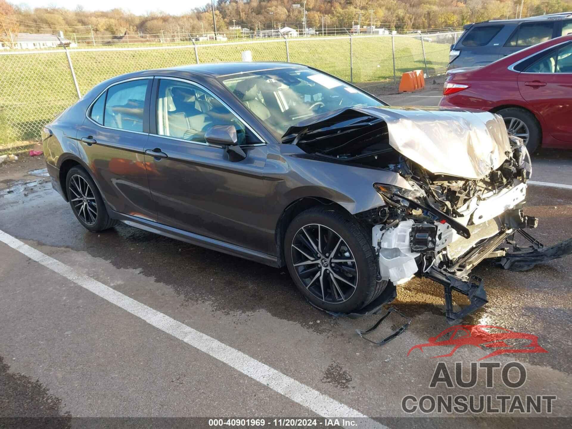 TOYOTA CAMRY 2024 - 4T1G11AK4RU898752
