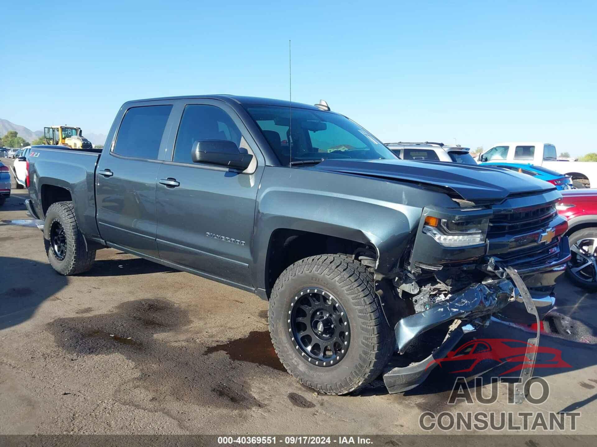 CHEVROLET SILVERADO 1500 2018 - 3GCUKREC7JG559206