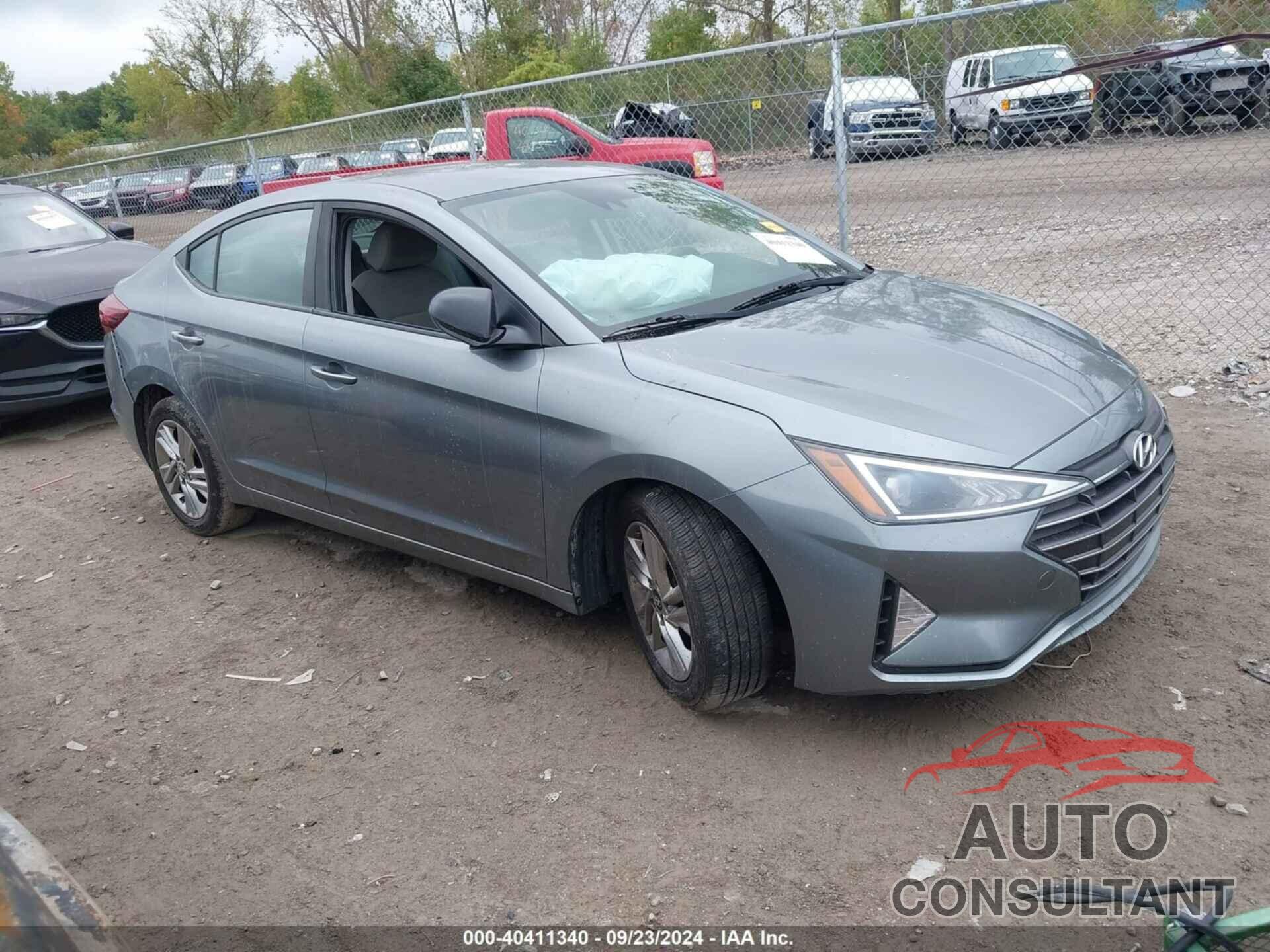 HYUNDAI ELANTRA 2019 - KMHD84LF1KU767526