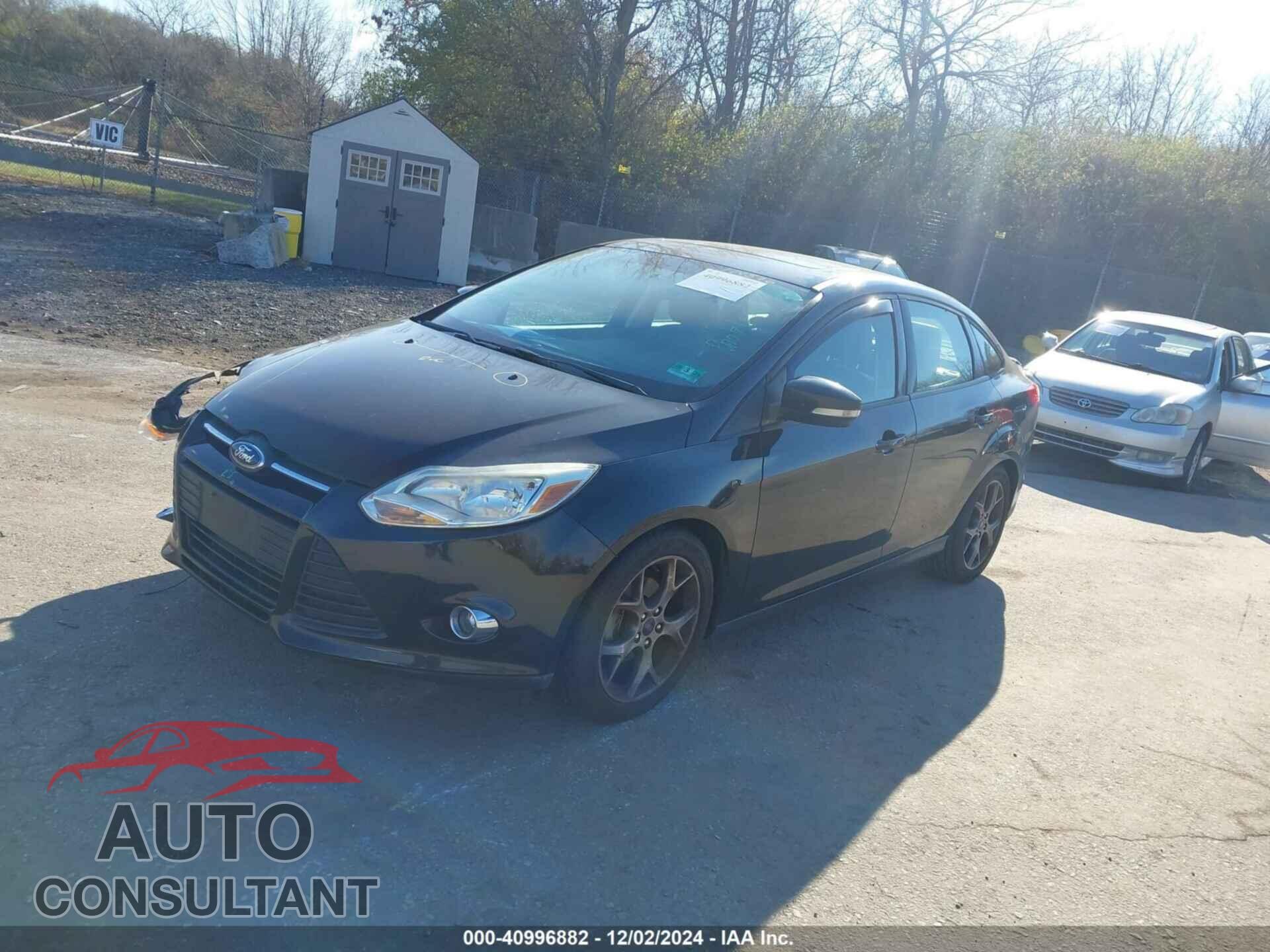 FORD FOCUS 2014 - 1FADP3F23EL114576