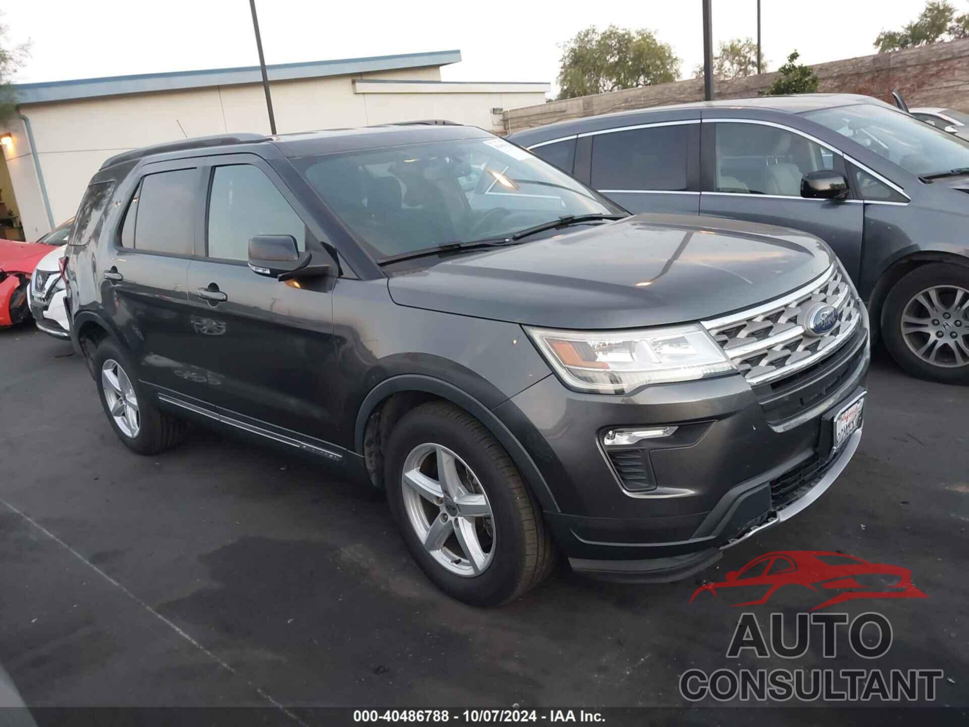 FORD EXPLORER 2018 - 1FM5K7D8XJGA88830