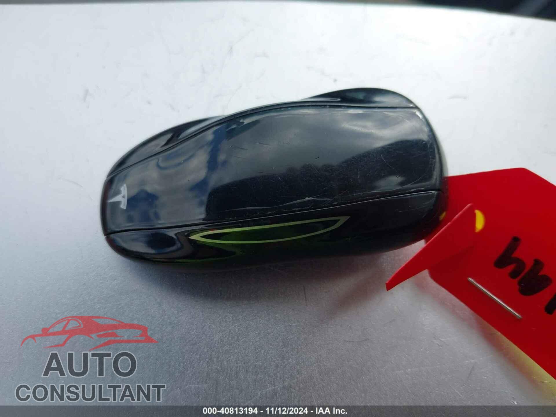 TESLA MODEL S 2013 - 5YJSA1CN9DFP28152