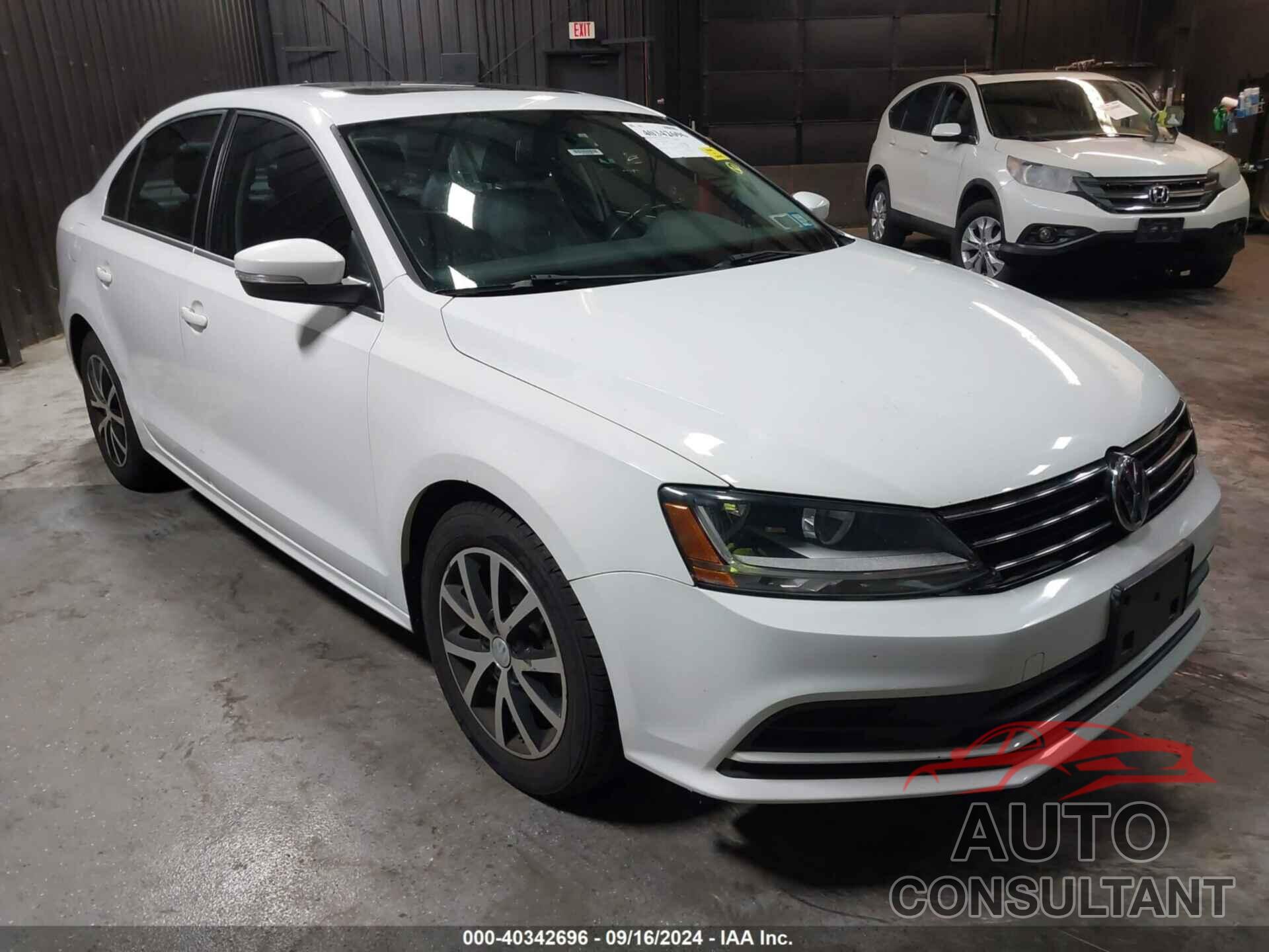 VOLKSWAGEN JETTA 2017 - 3VWDB7AJ9HM404058