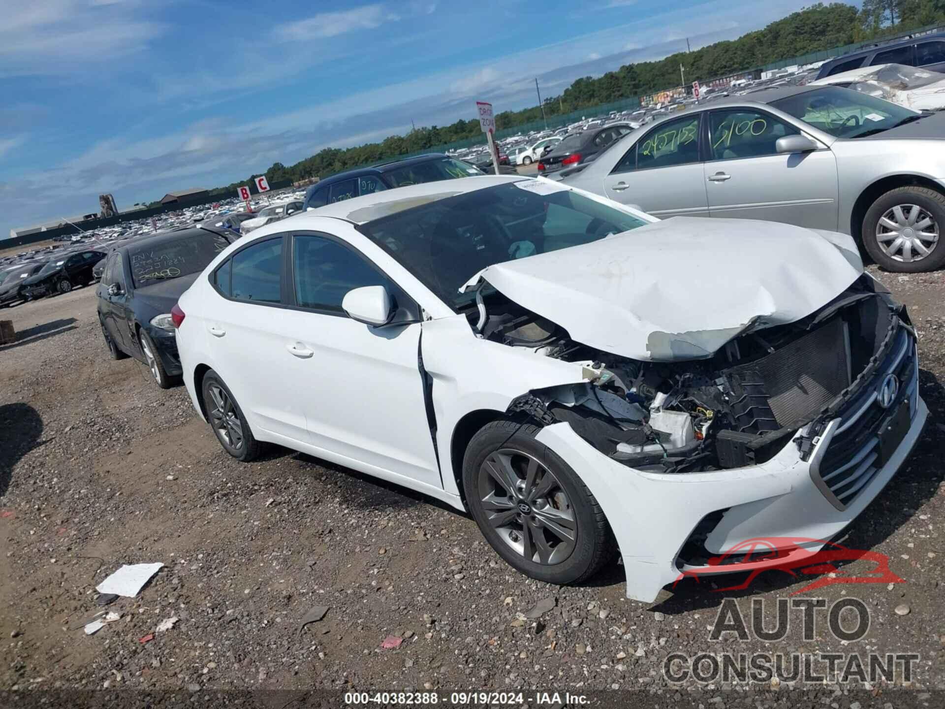 HYUNDAI ELANTRA 2018 - 5NPD84LF3JH335517