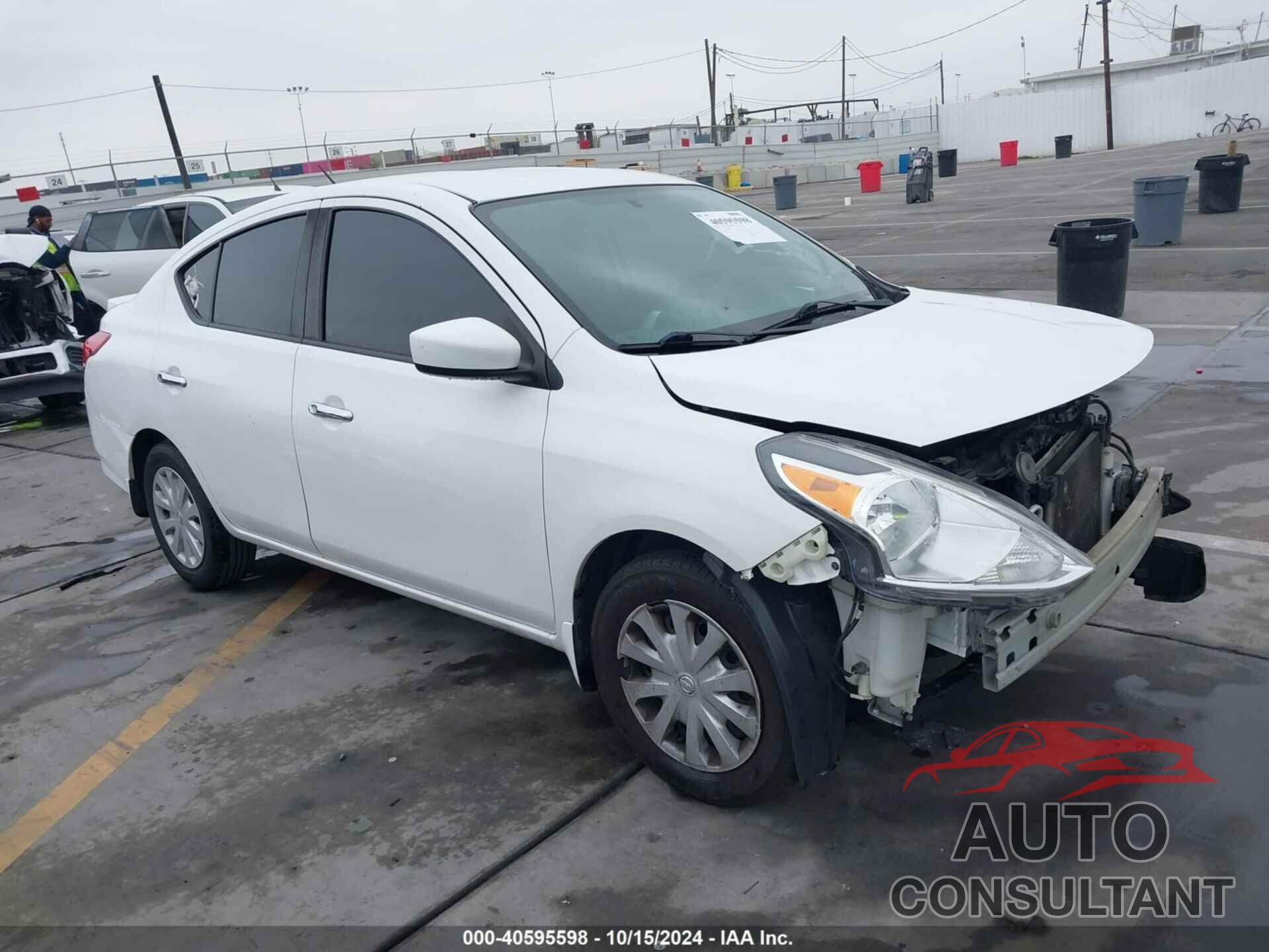 NISSAN VERSA 2018 - 3N1CN7AP0JL828981