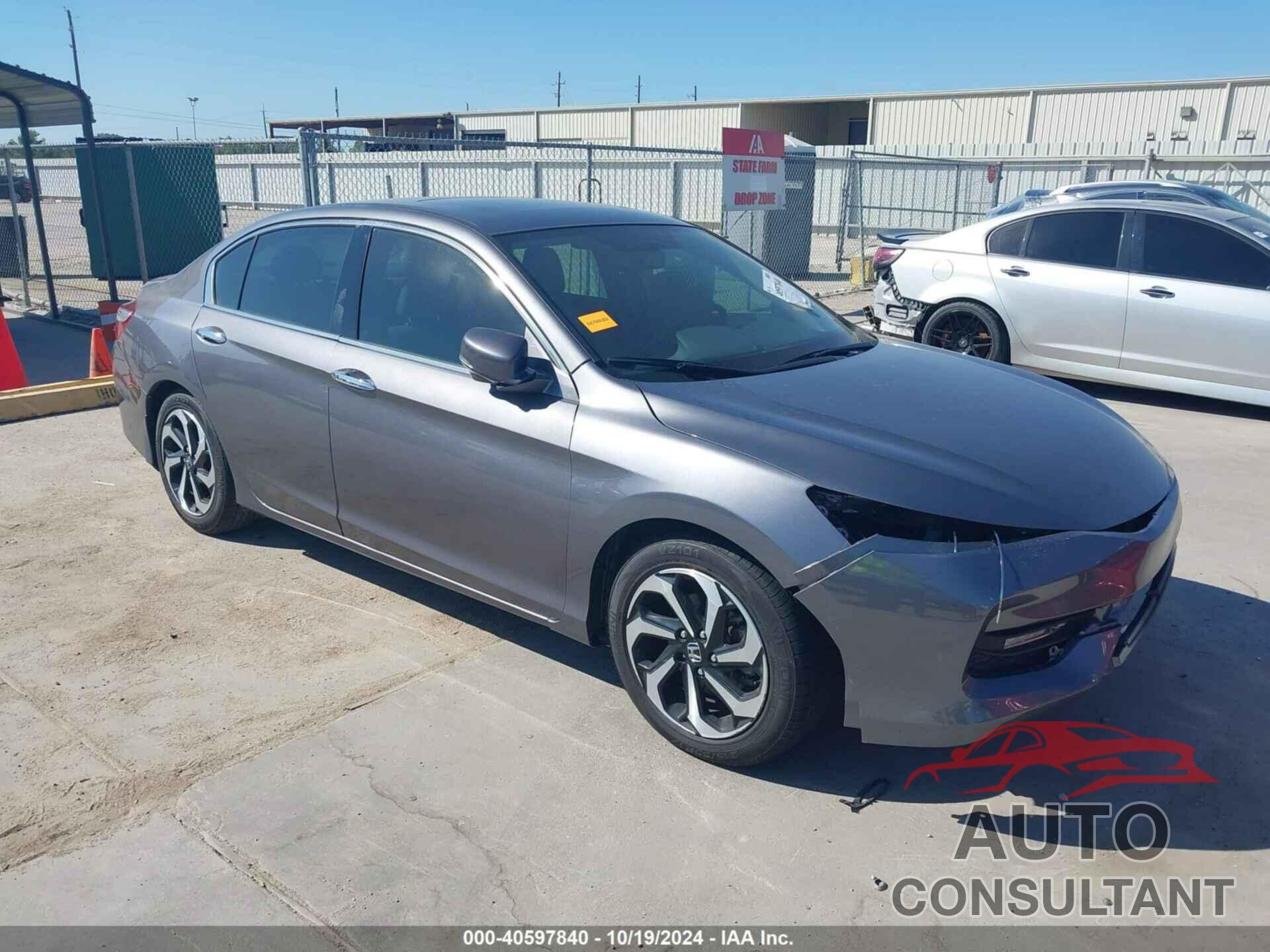 HONDA ACCORD 2017 - 1HGCR3F86HA016700