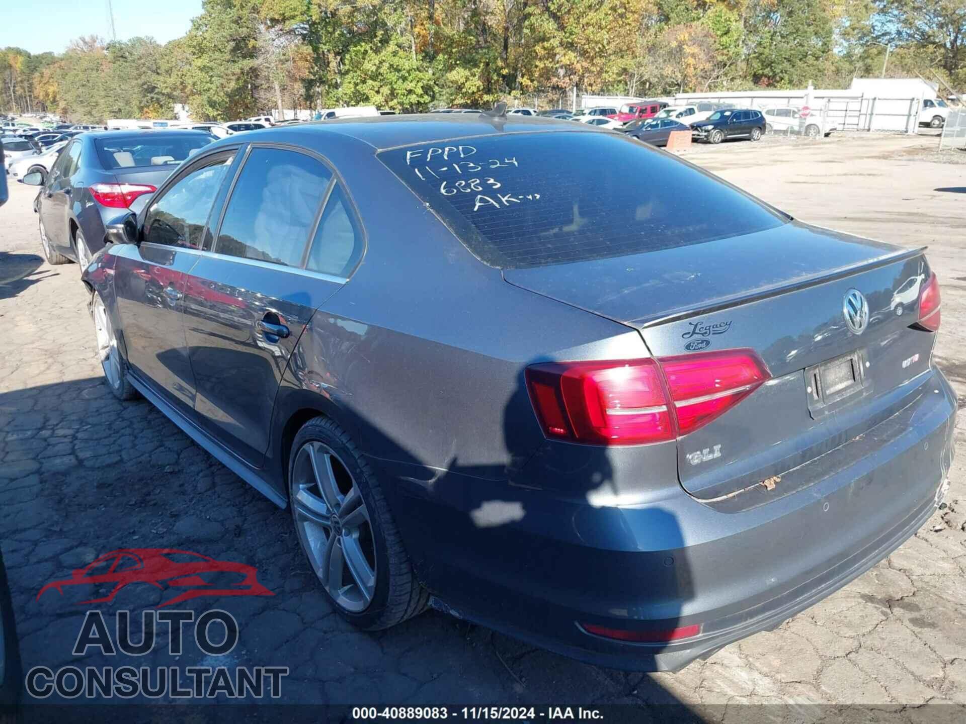 VOLKSWAGEN JETTA 2017 - 3VW4T7AJXHM336883