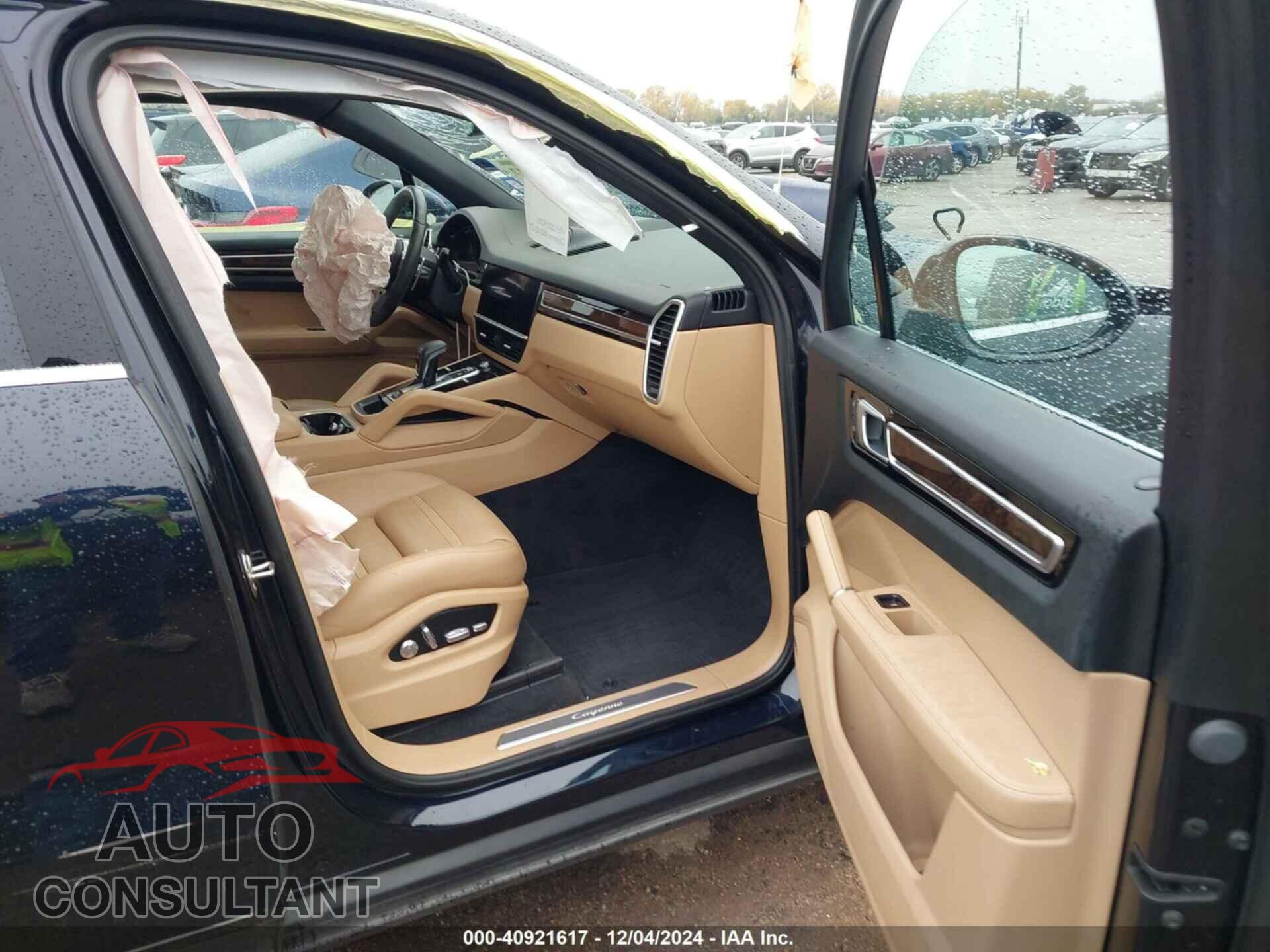 PORSCHE CAYENNE 2020 - WP1AA2AY0LDA03512