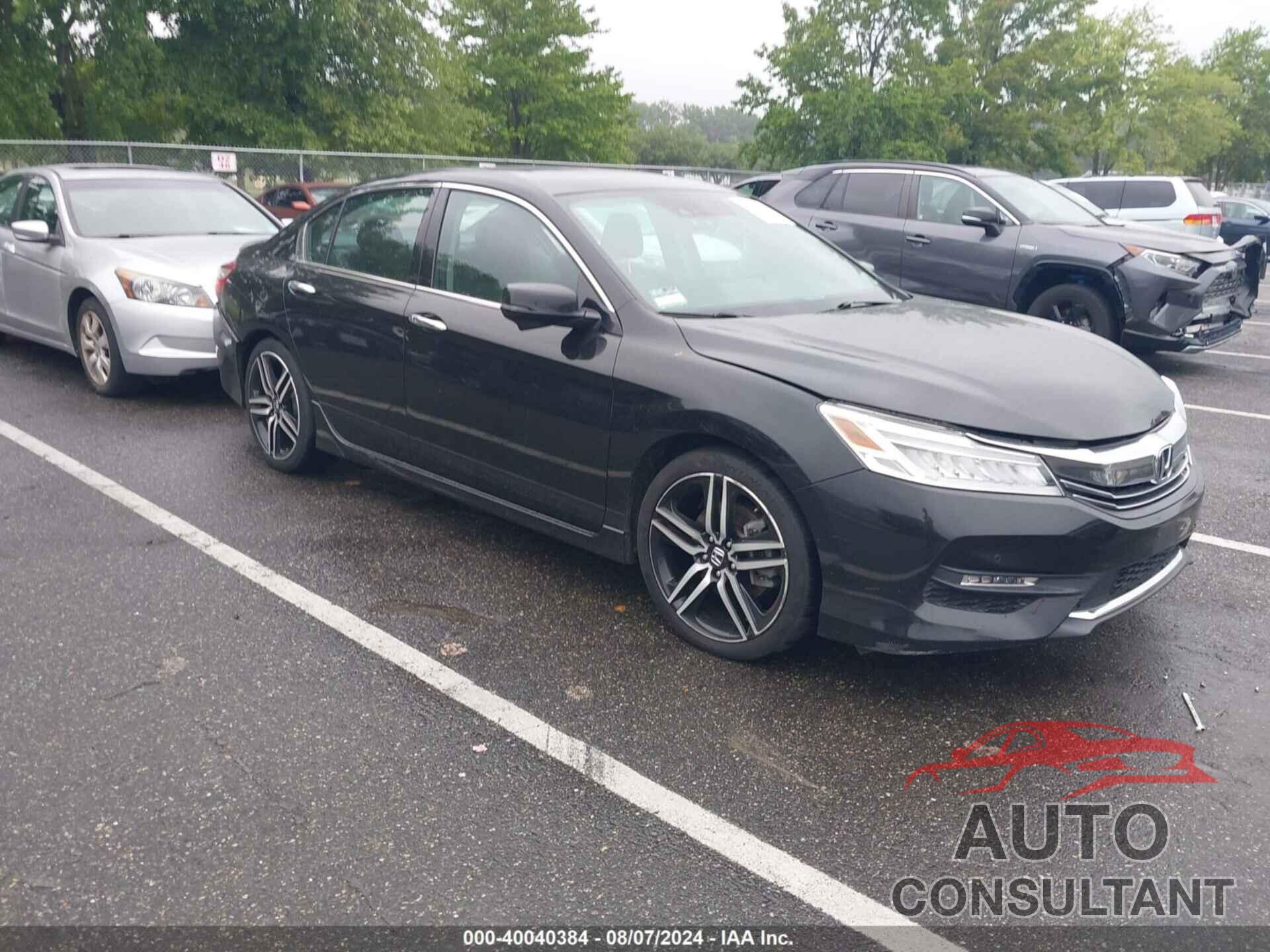 HONDA ACCORD 2017 - 1HGCR3F92HA004861