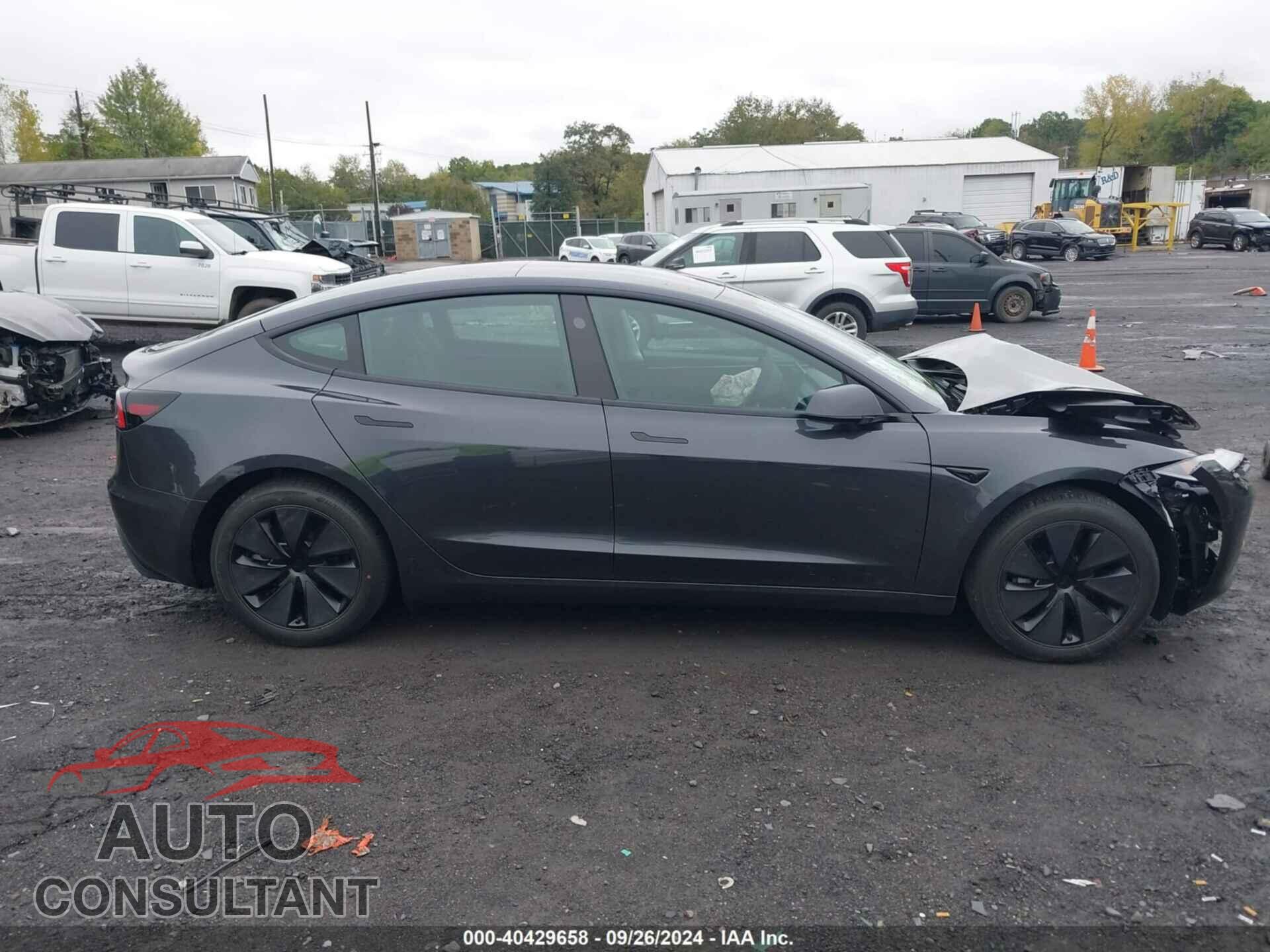 TESLA MODEL 3 2024 - 5YJ3E1EB7RF842296