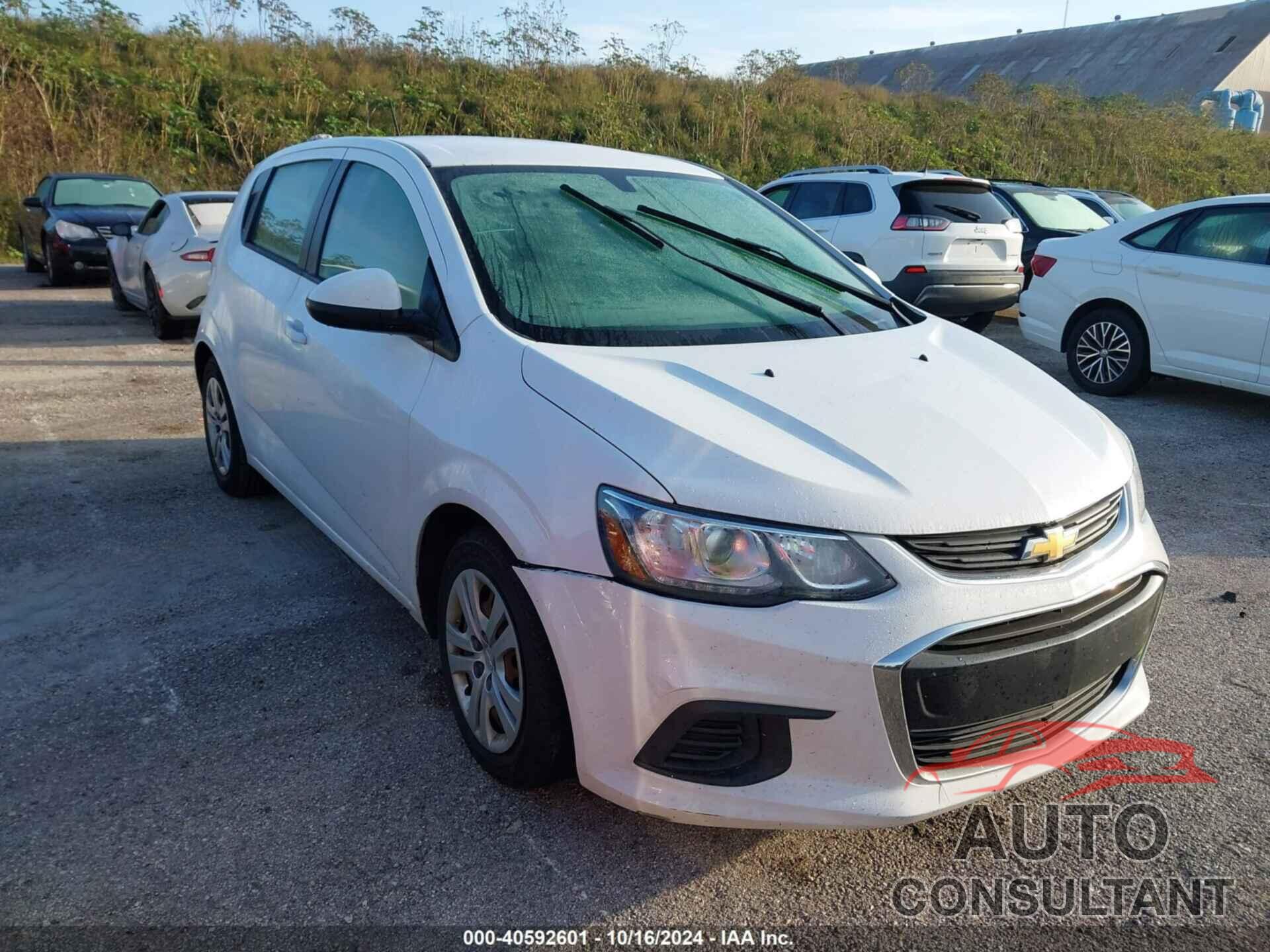 CHEVROLET SONIC 2020 - 1G1JG6SBXL4115552