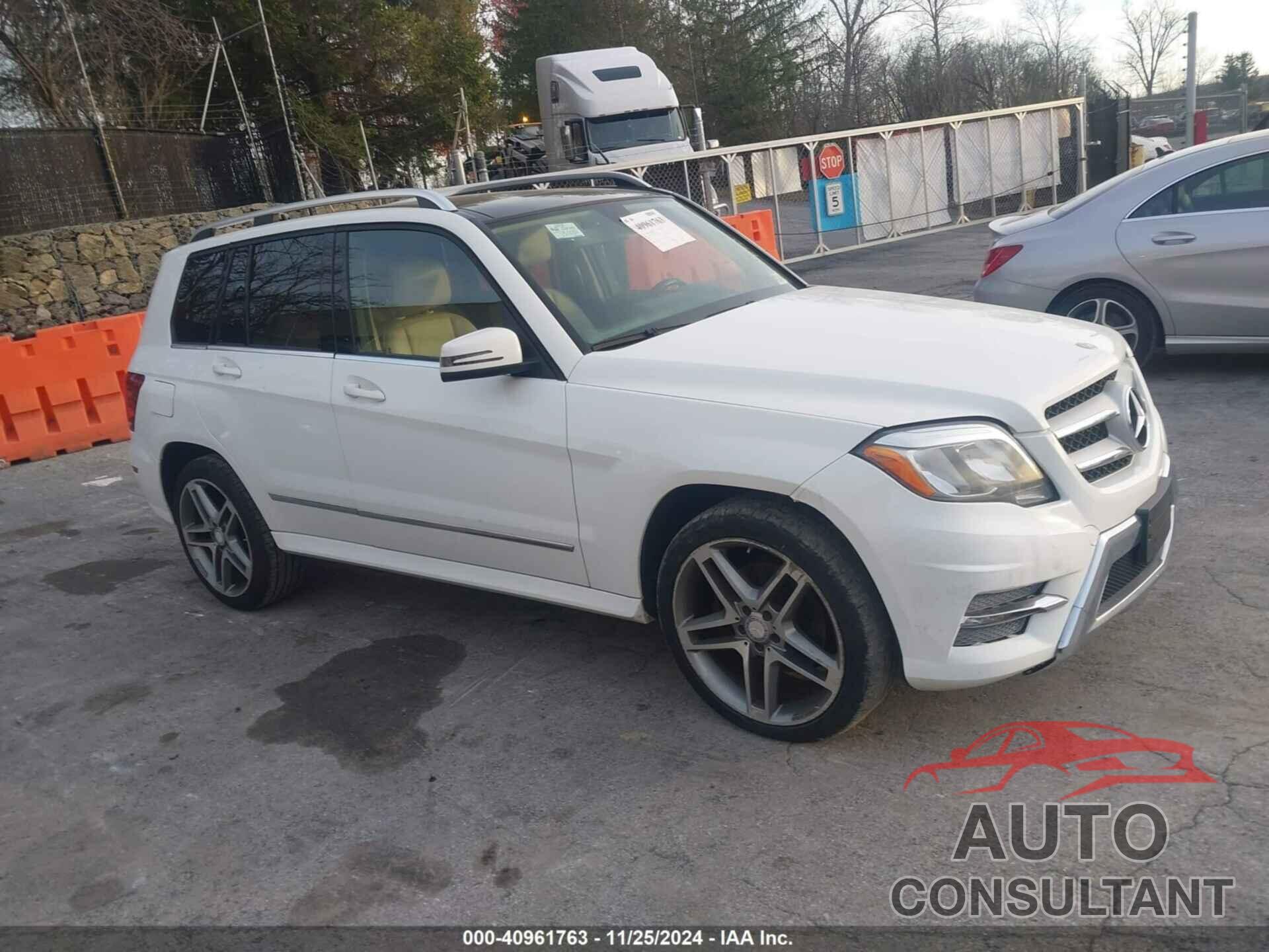 MERCEDES-BENZ GLK 350 2013 - WDCGG8JB0DG137293