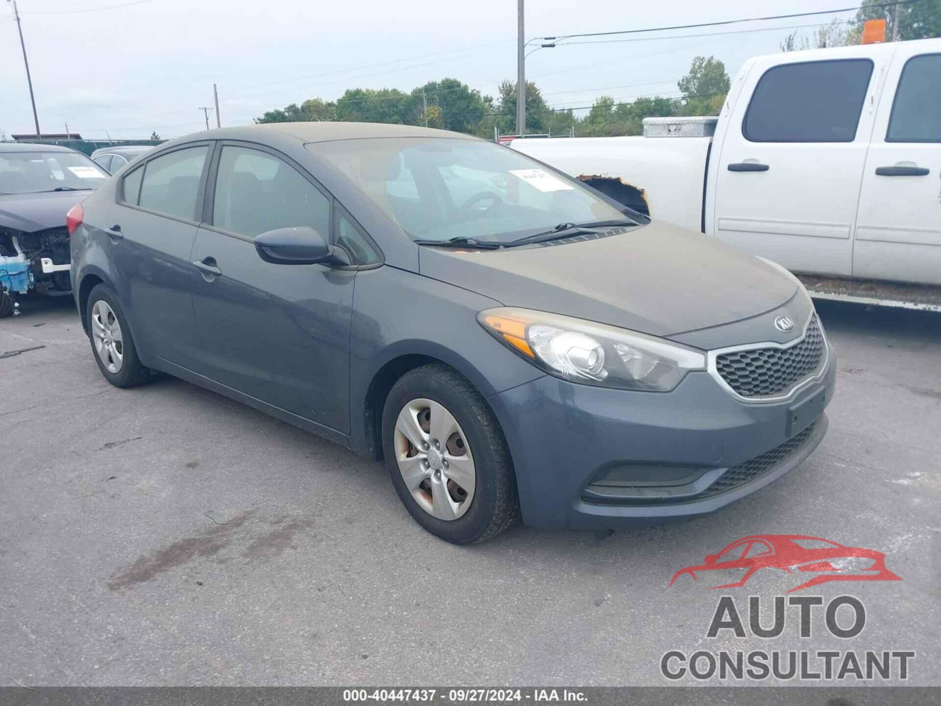 KIA FORTE 2016 - KNAFK4A61G5510429