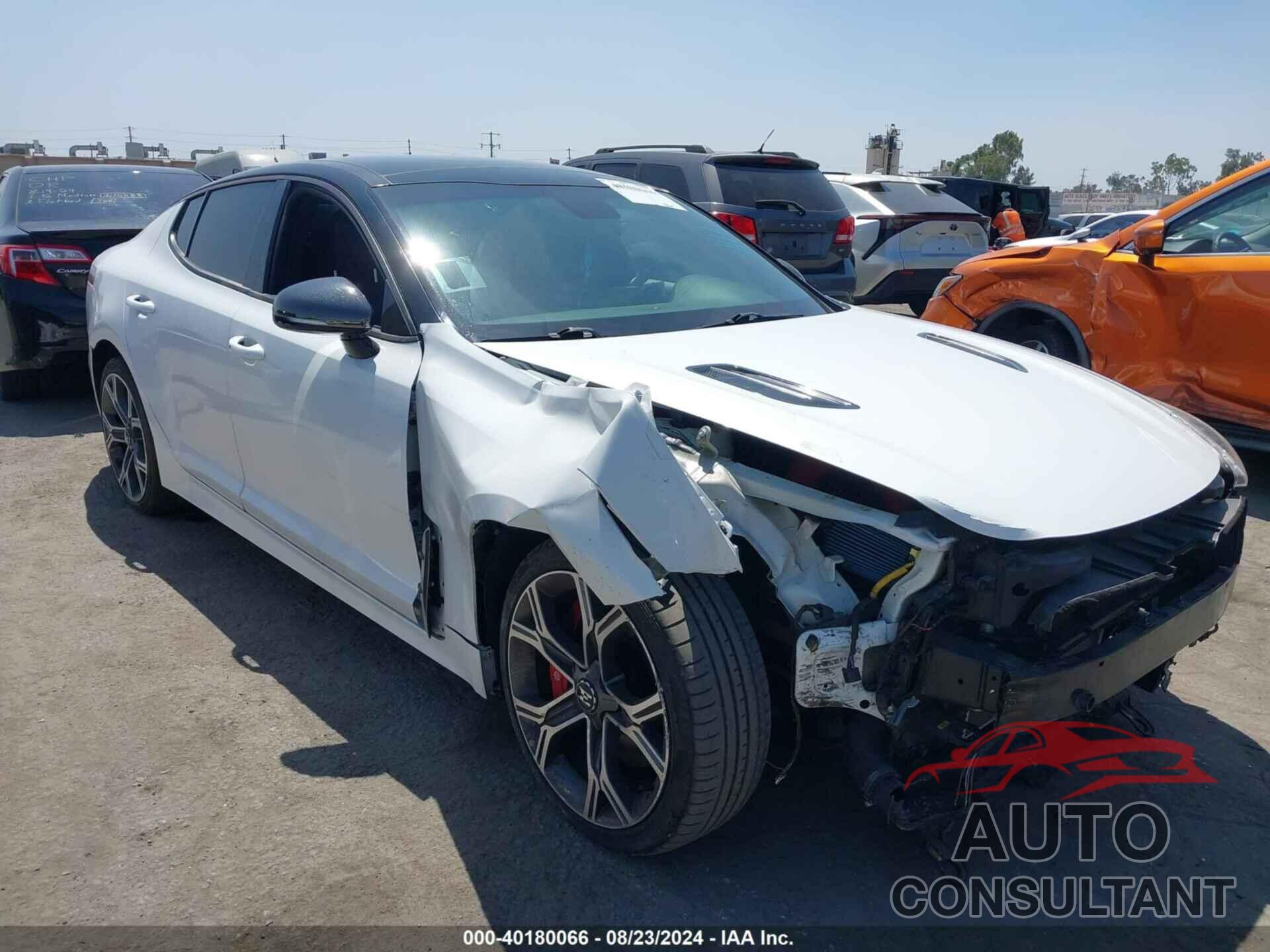 KIA STINGER 2018 - KNAE45LC9J6034673
