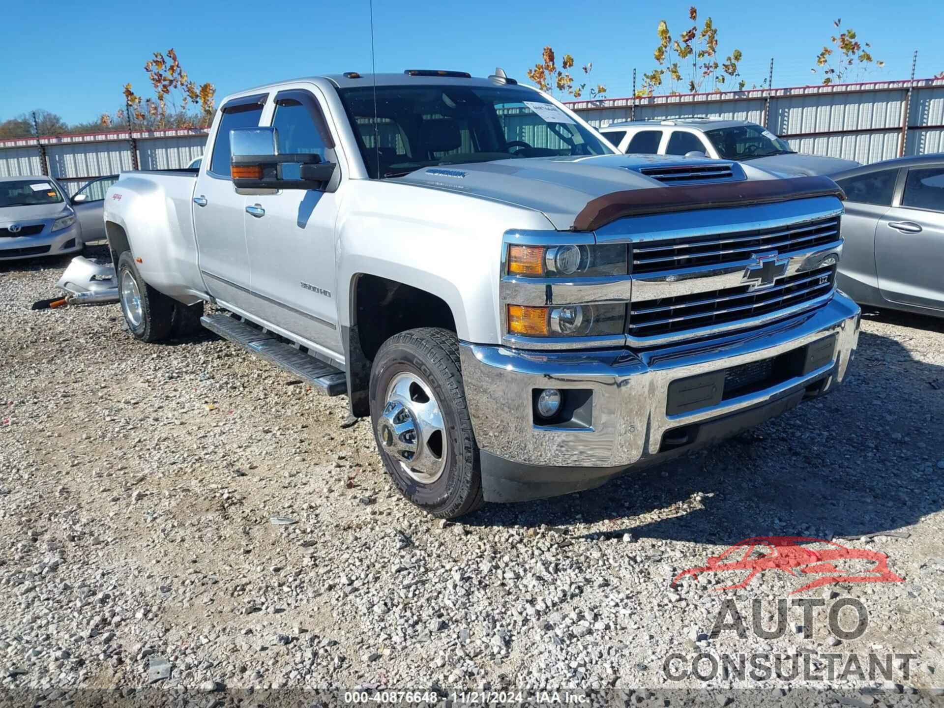 CHEVROLET SILVERADO 3500HD 2018 - 1GC4K0EY0JF150327