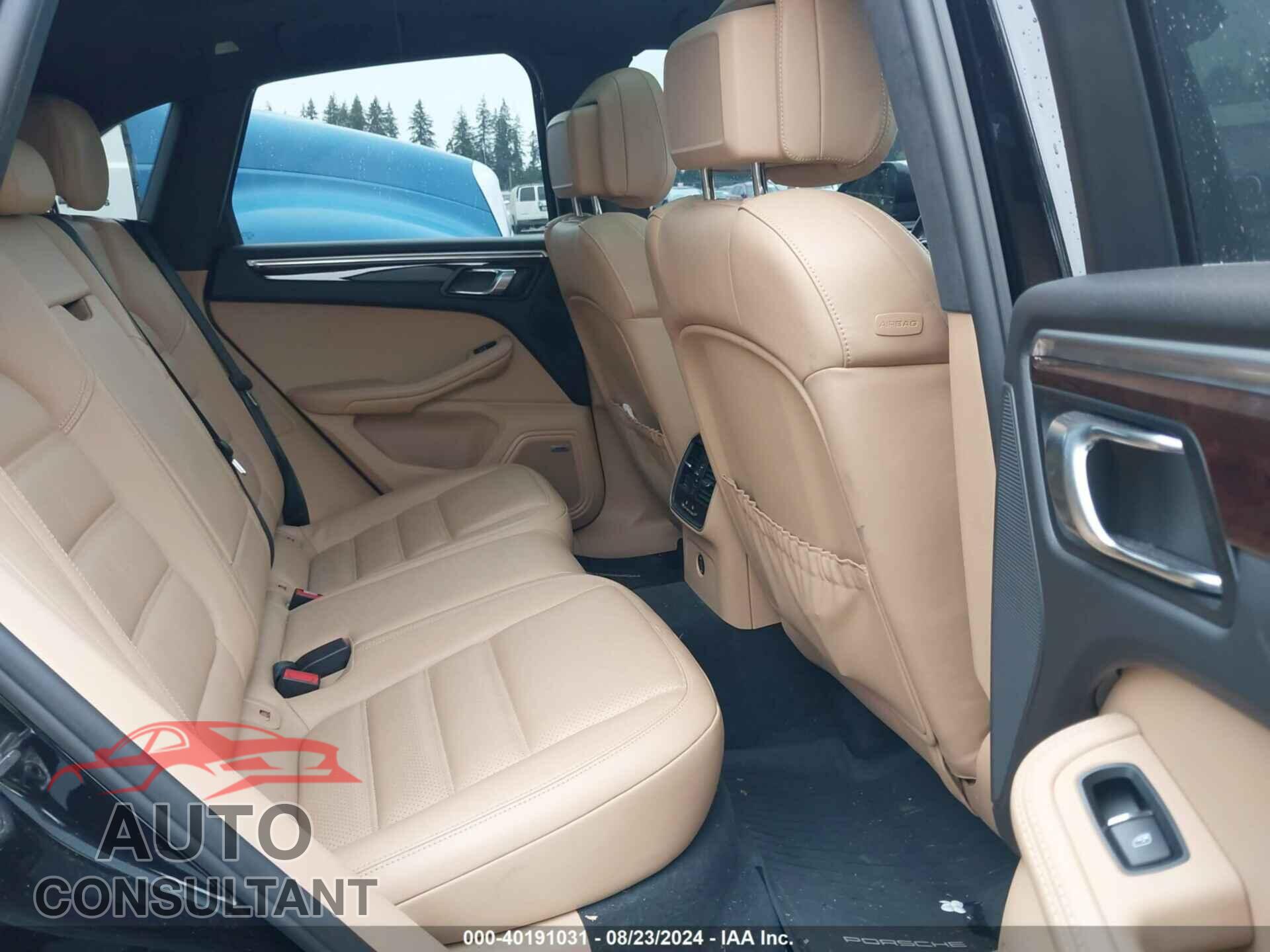 PORSCHE MACAN 2017 - WP1AF2A55HLB61459