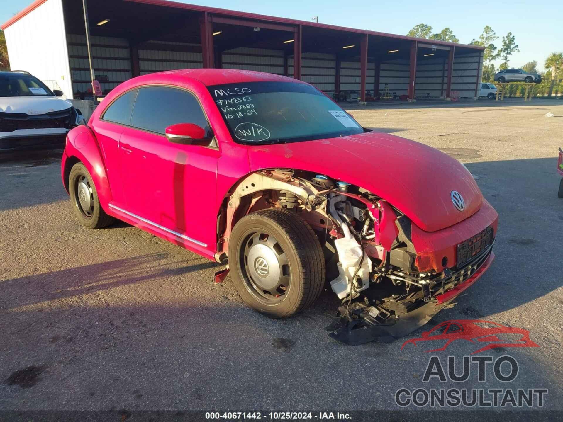 VOLKSWAGEN BEETLE 2013 - 3VWHX7AT8DM662828