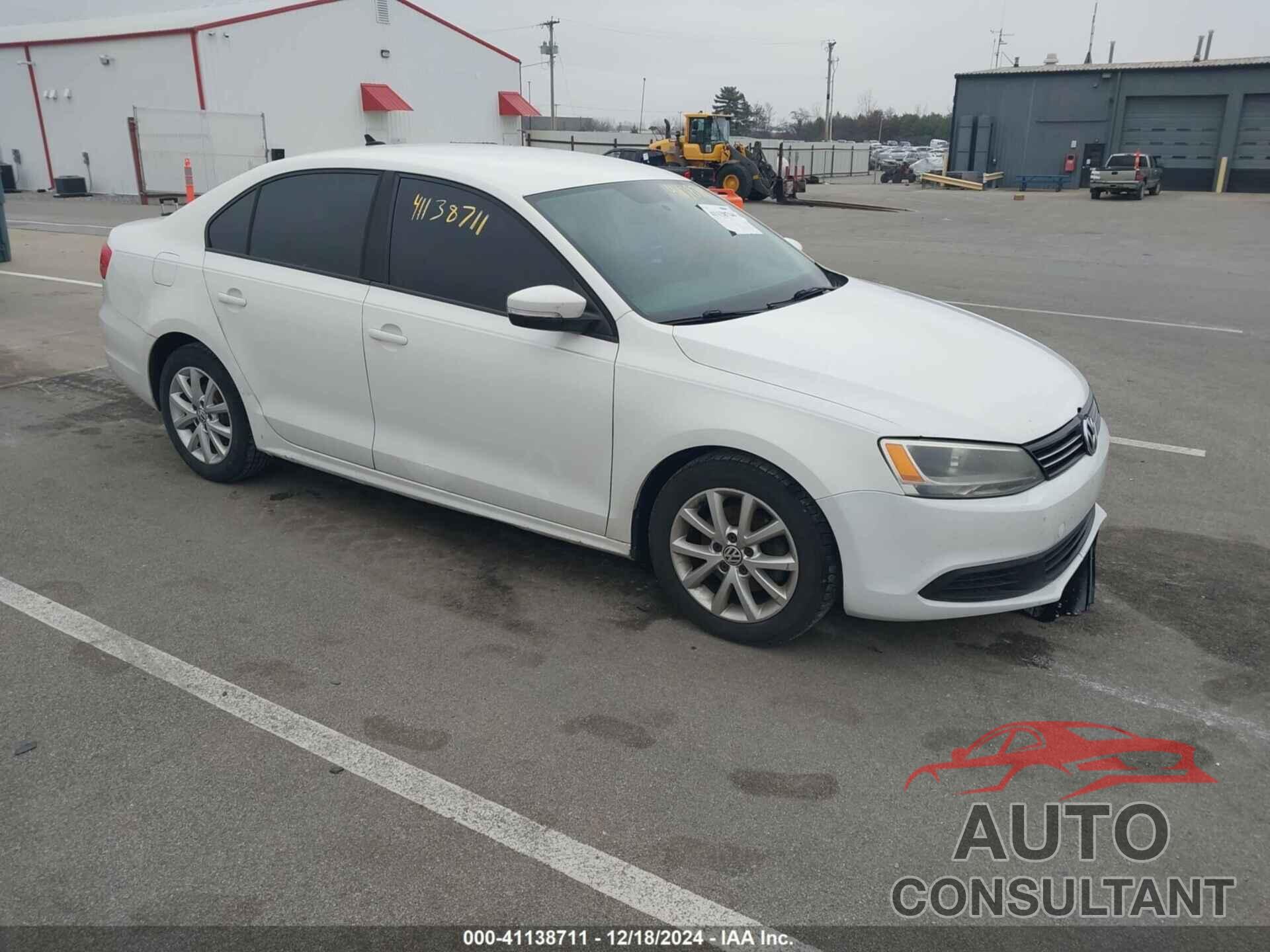 VOLKSWAGEN JETTA 2011 - 3VWDX7AJ6BM331255