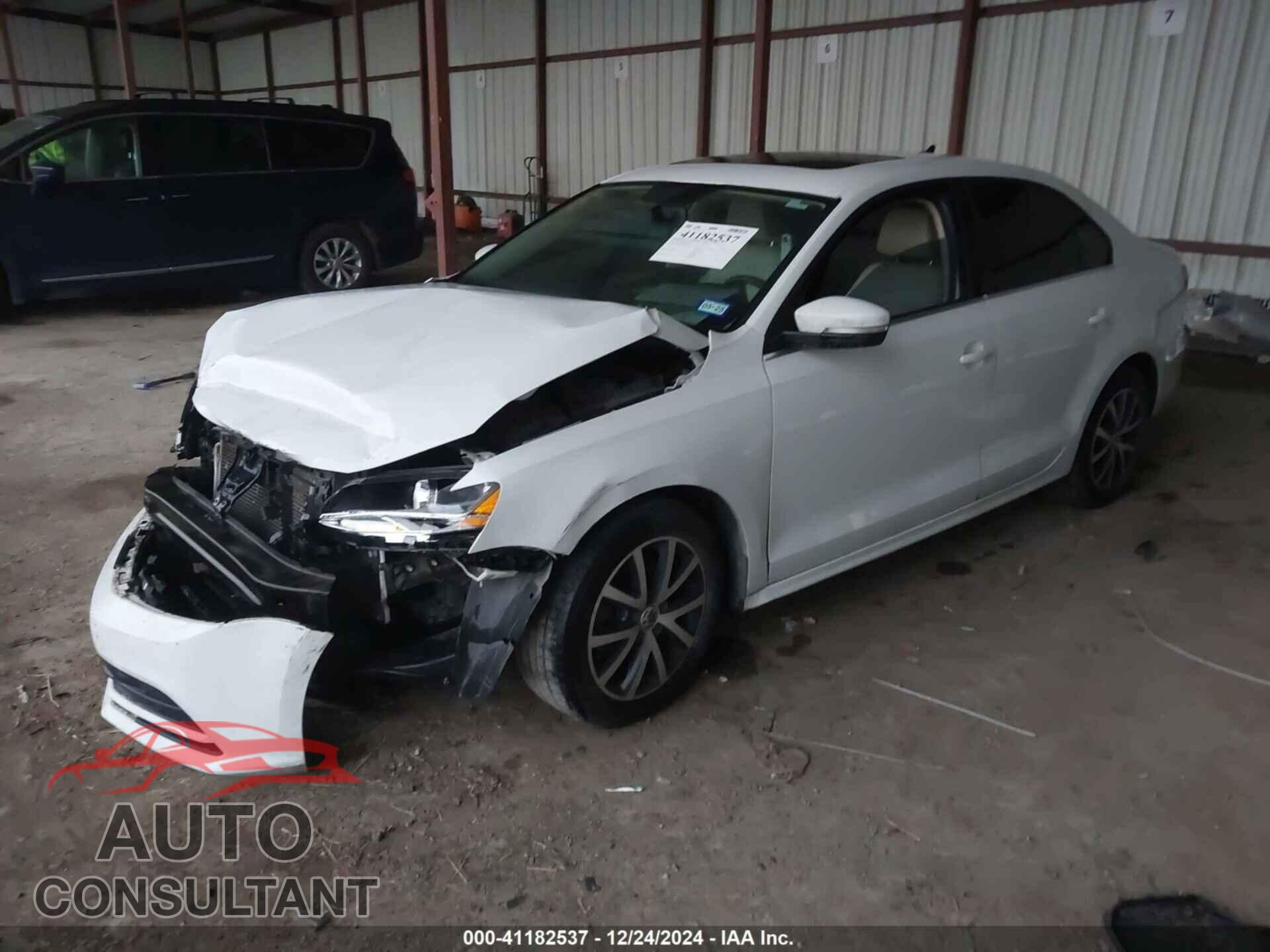 VOLKSWAGEN JETTA 2017 - 3VWDB7AJ7HM290643