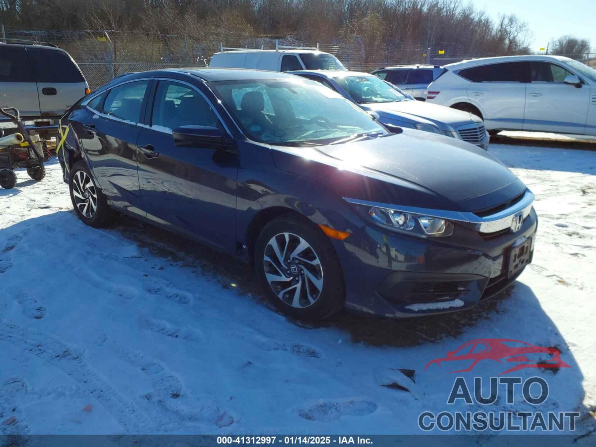 HONDA CIVIC 2018 - 19XFC2F73JE015747