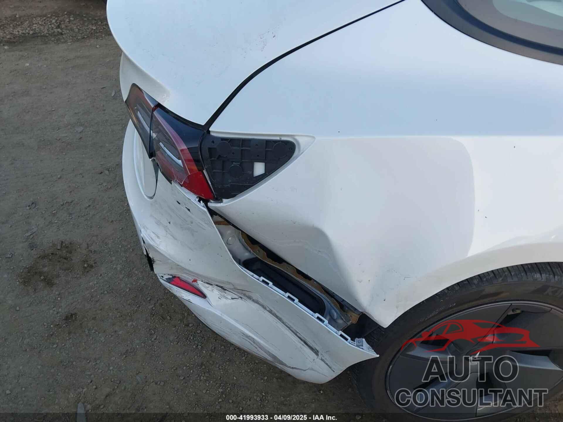 TESLA MODEL 3 2023 - 5YJ3E1EA2PF551631